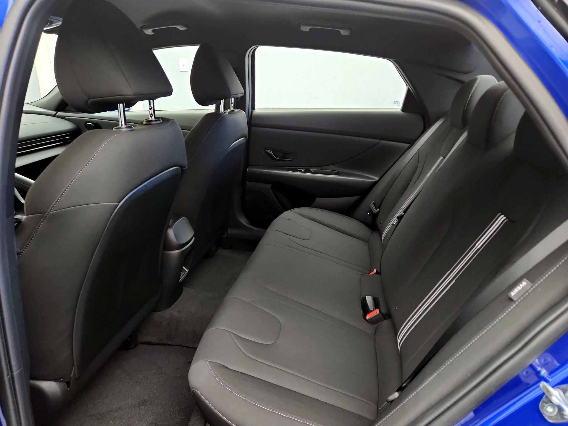 Thumbnail: 2025 Hyundai Elantra - 19