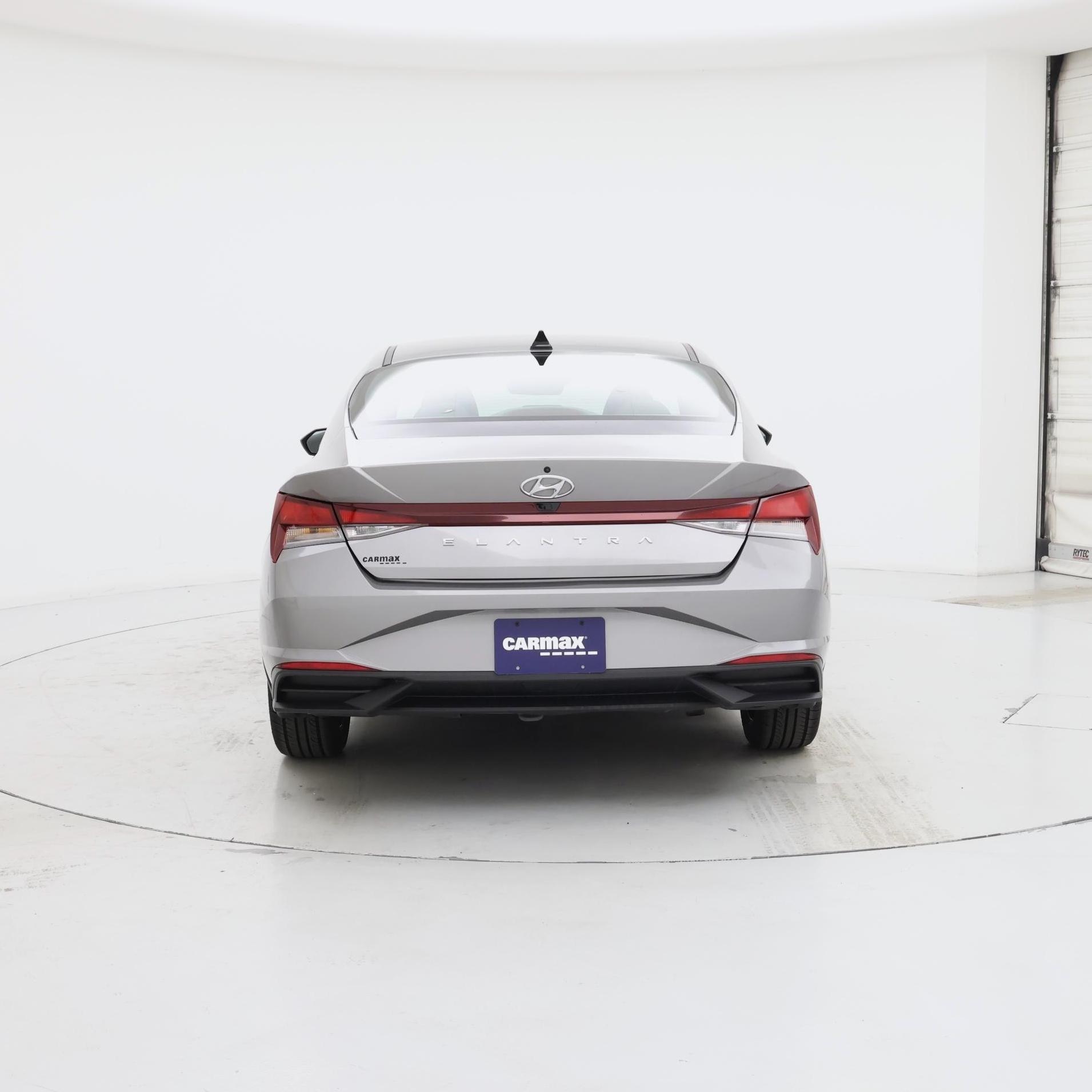 Thumbnail: 2023 Hyundai Elantra - 6