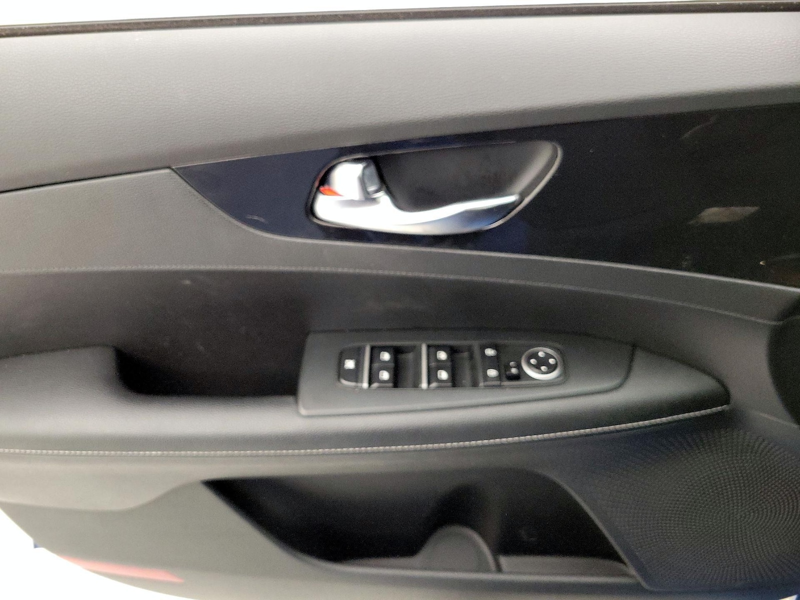2022 Kia FORTE GT-Line - Photo 13