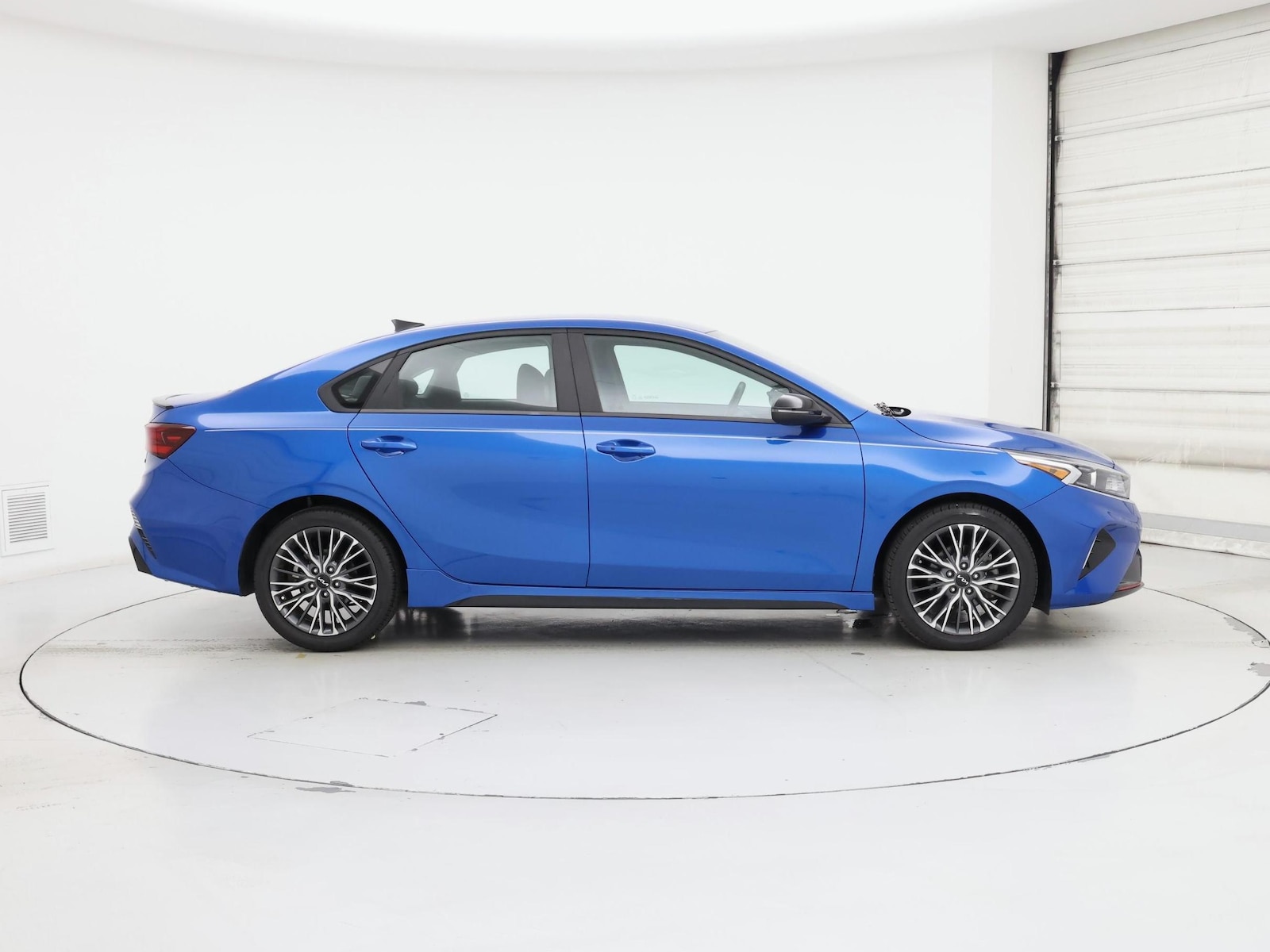 2022 Kia FORTE GT-Line - Photo 8