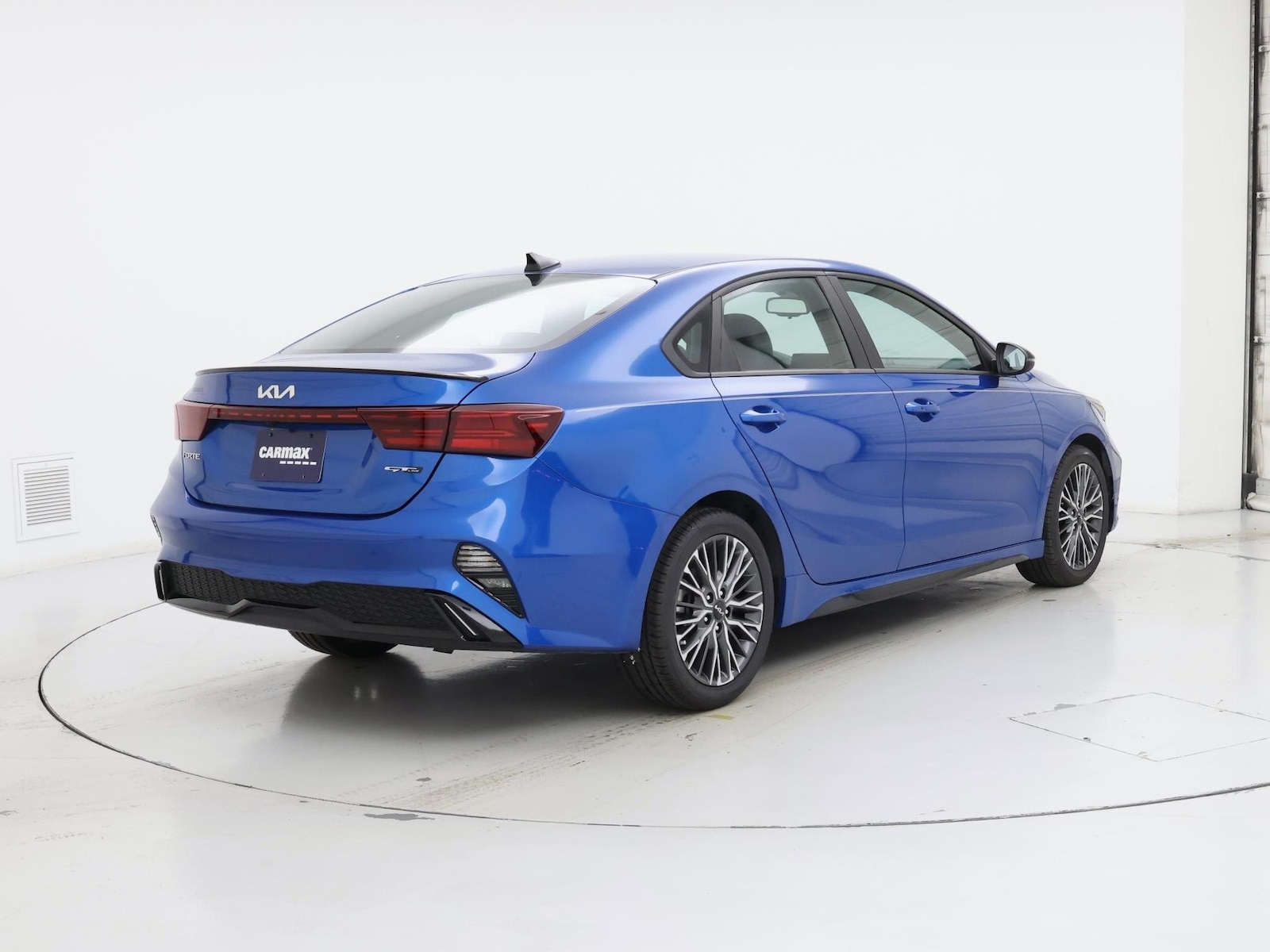 2022 Kia FORTE GT-Line - Photo 9