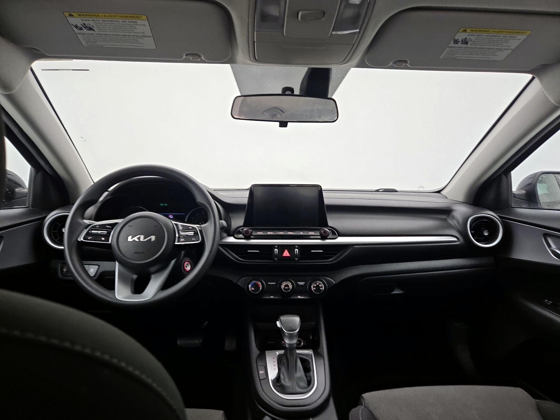 Thumbnail: 2023 Kia Forte - 9