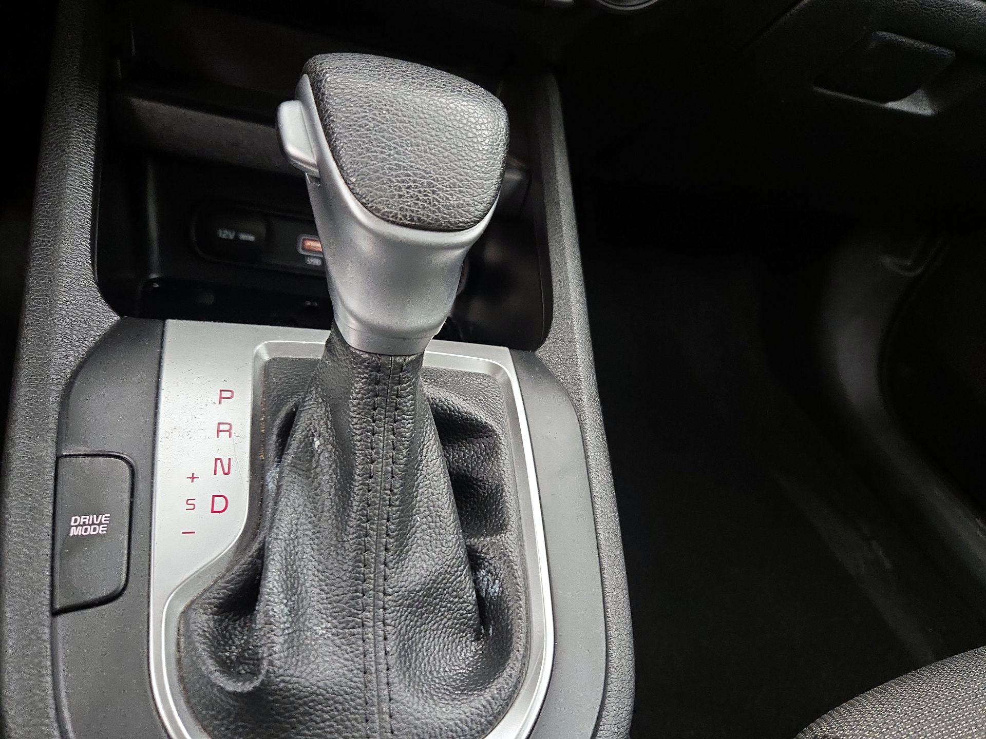 Thumbnail: 2023 Kia Forte - 17