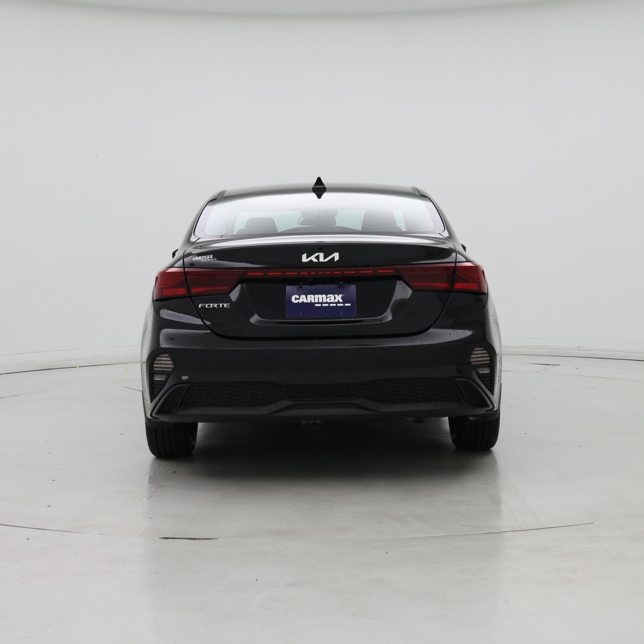 Thumbnail: 2023 Kia Forte - 6