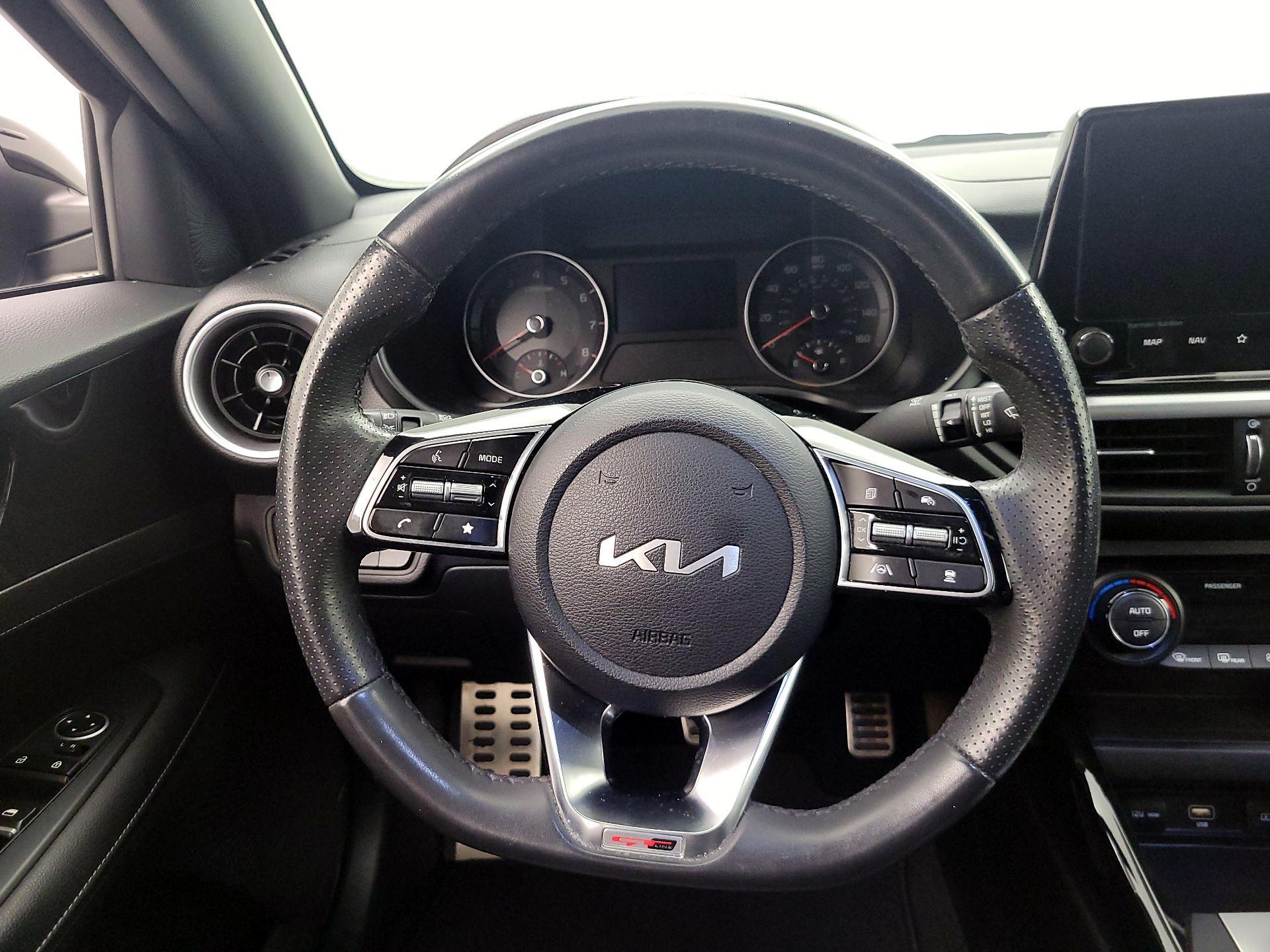 Thumbnail: 2024 Kia Forte - 10