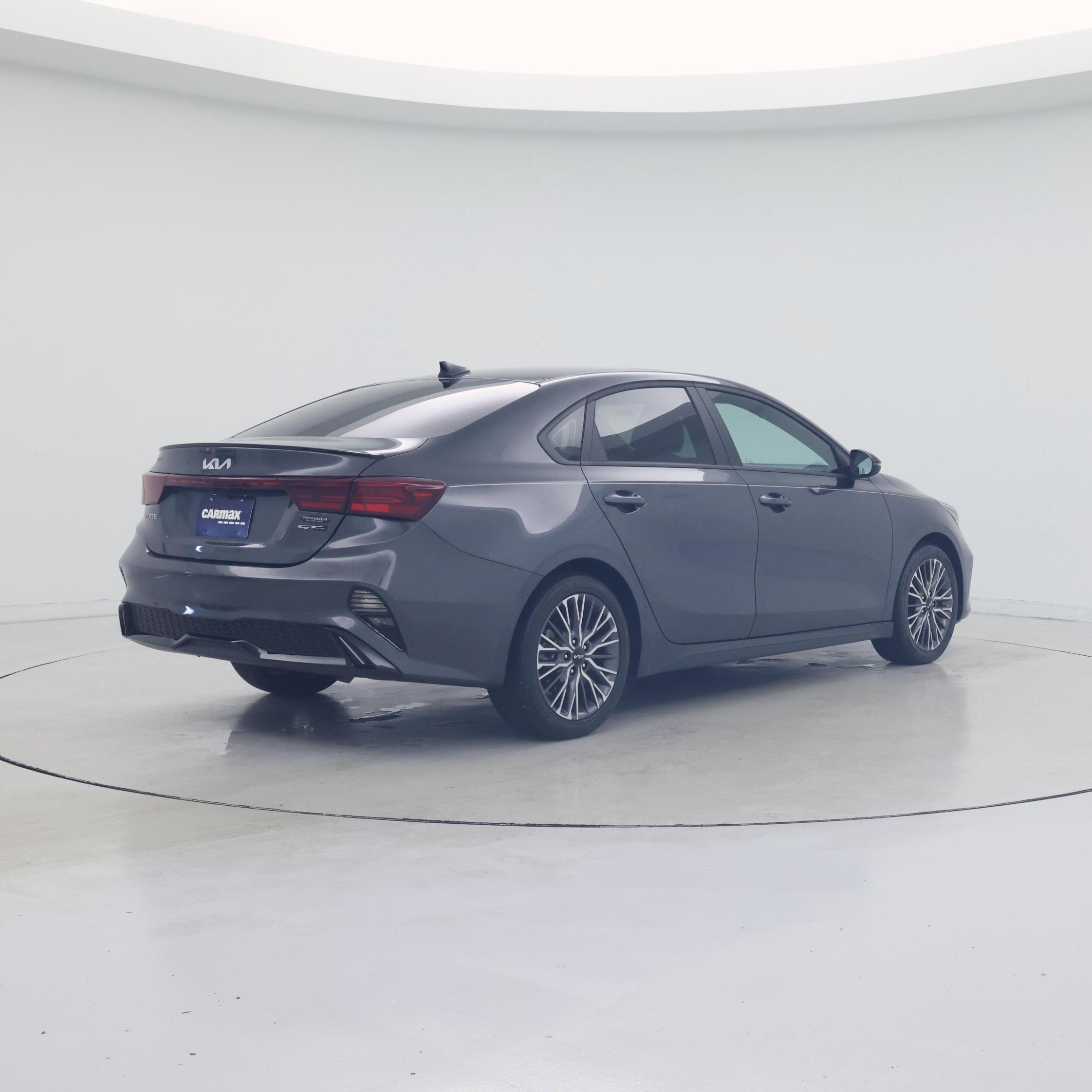 Thumbnail: 2024 Kia Forte - 8