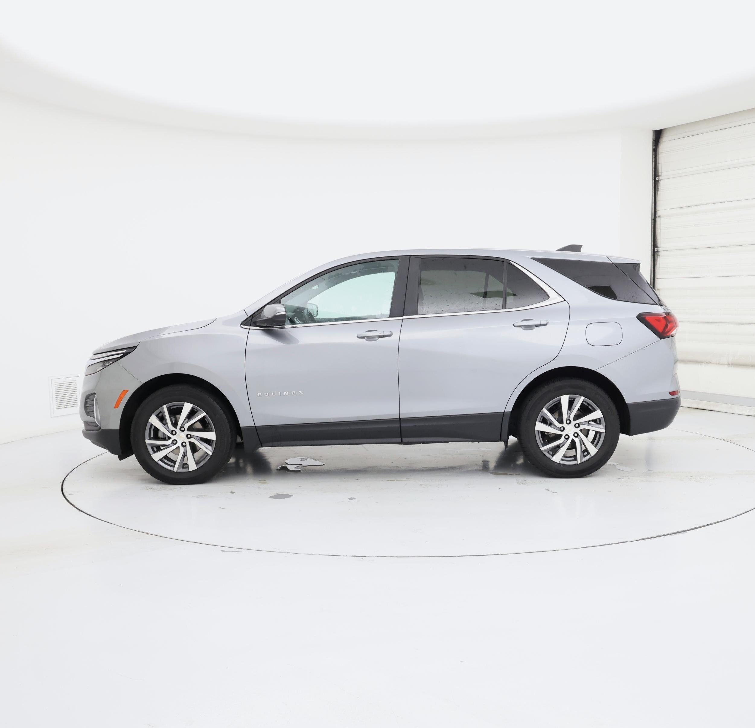 Thumbnail: 2024 Chevrolet Equinox - 3