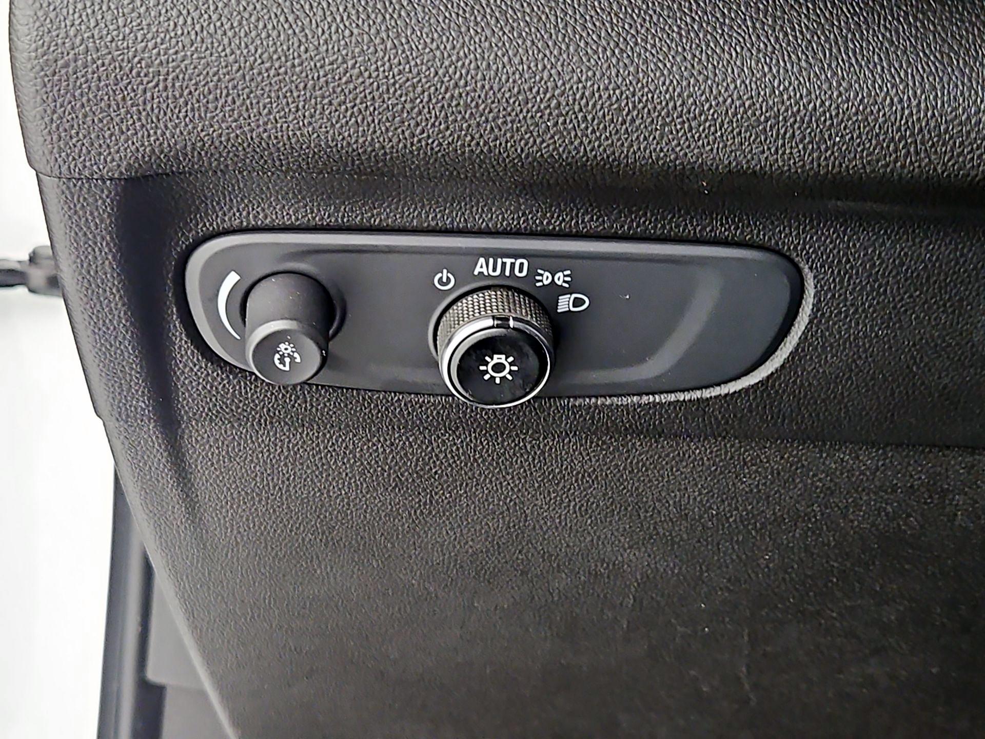 Thumbnail: 2021 Buick Envision - 13