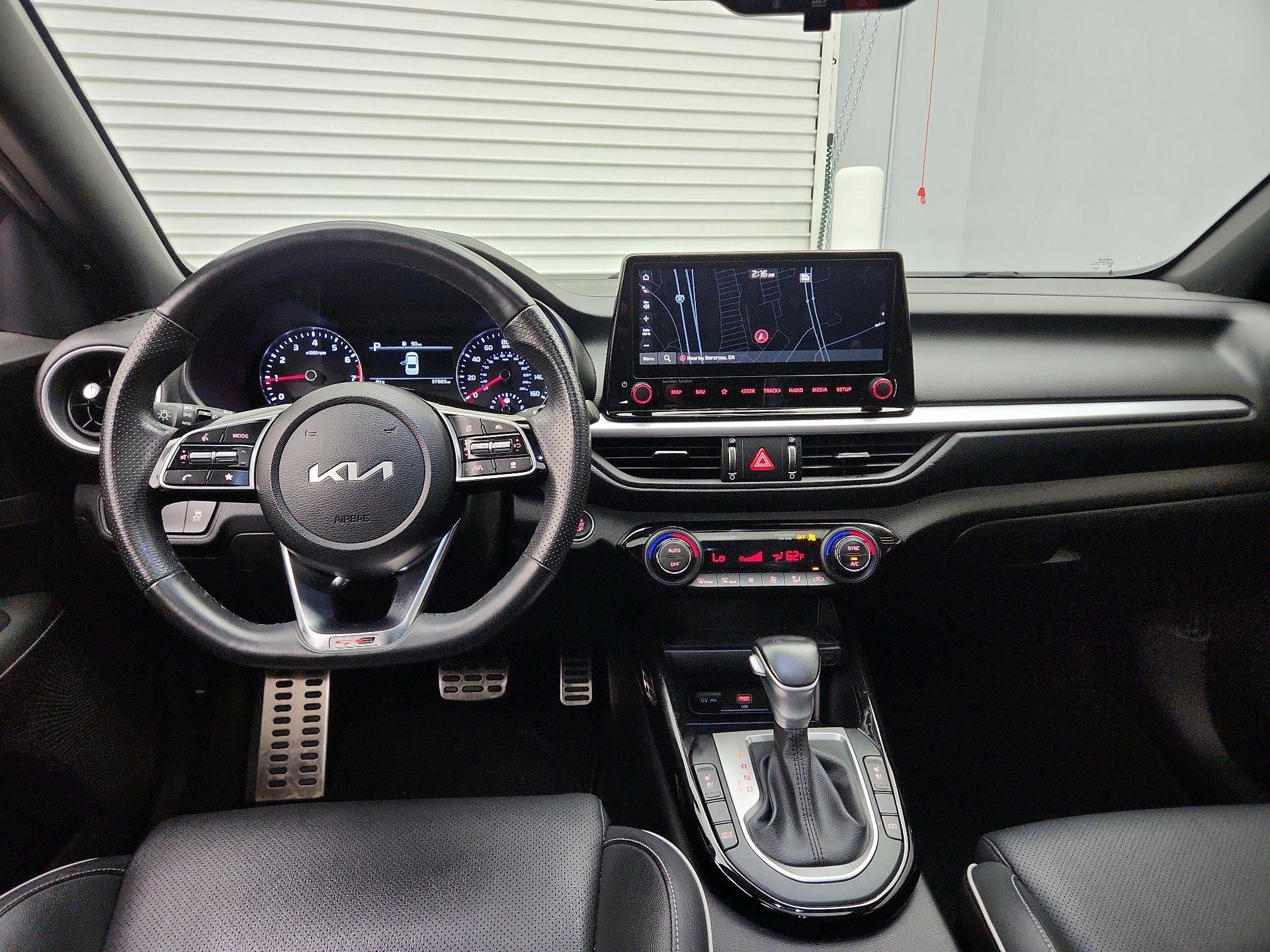 Thumbnail: 2023 Kia Forte - 9