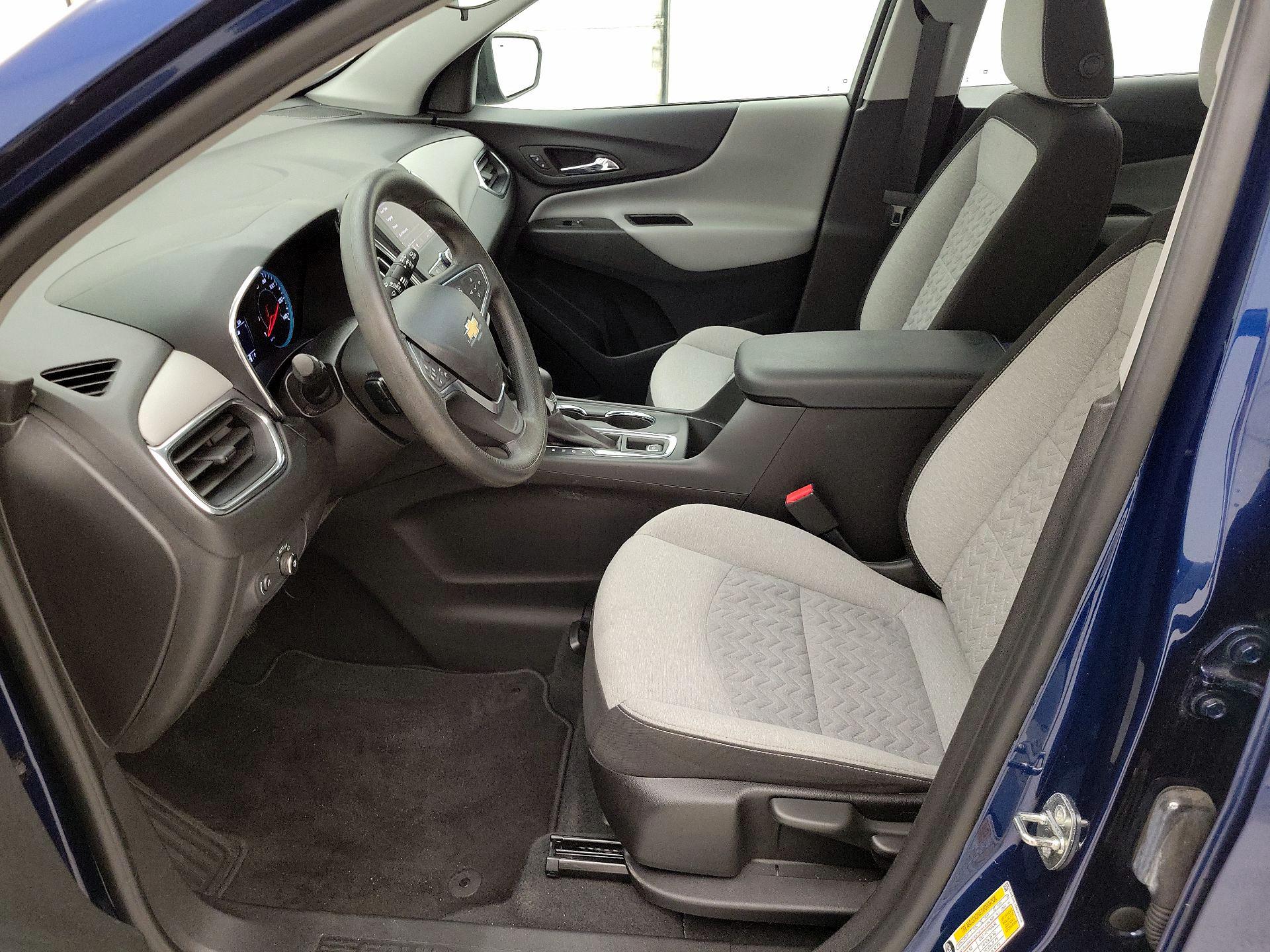 Thumbnail: 2022 Chevrolet Equinox - 11