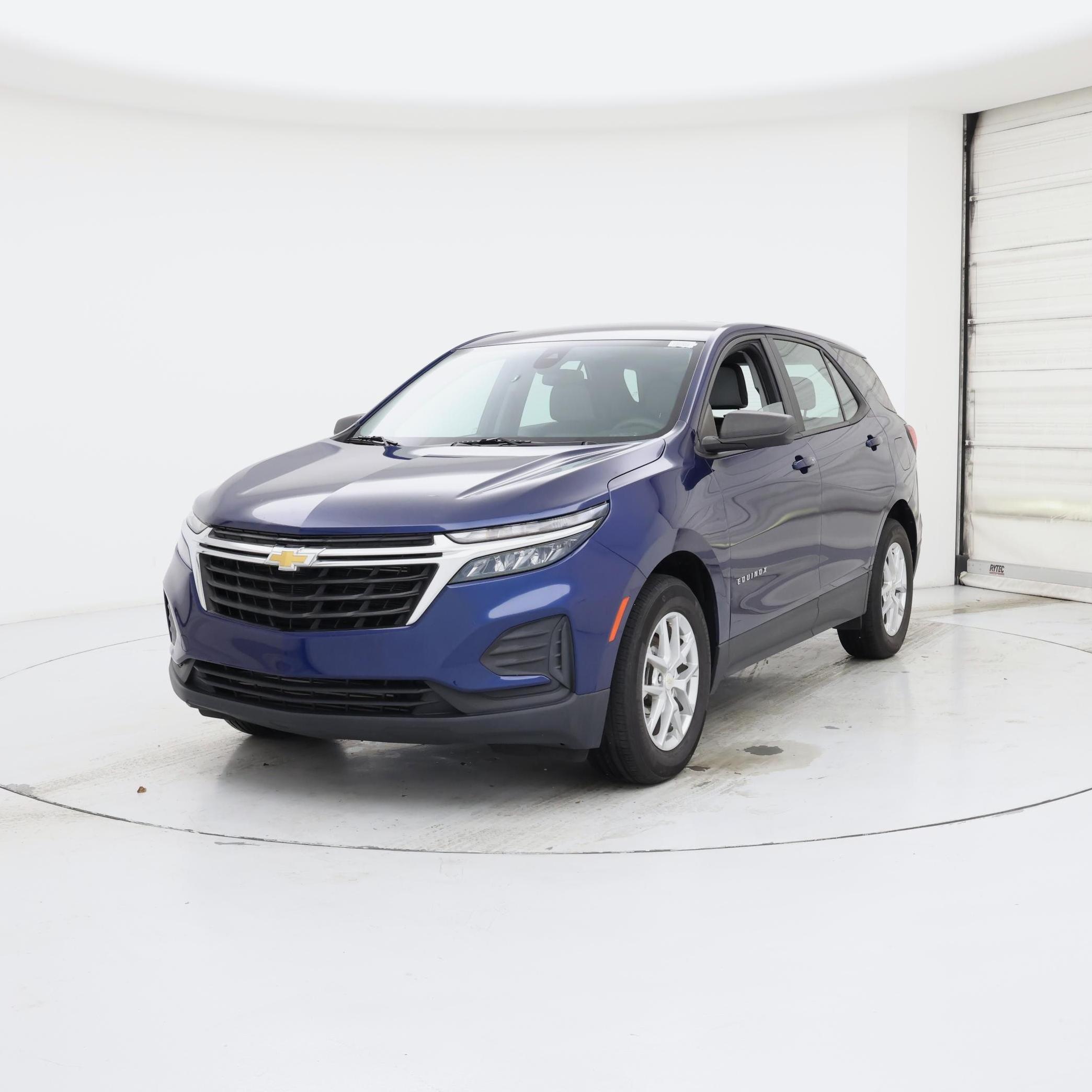 Thumbnail: 2022 Chevrolet Equinox - 4