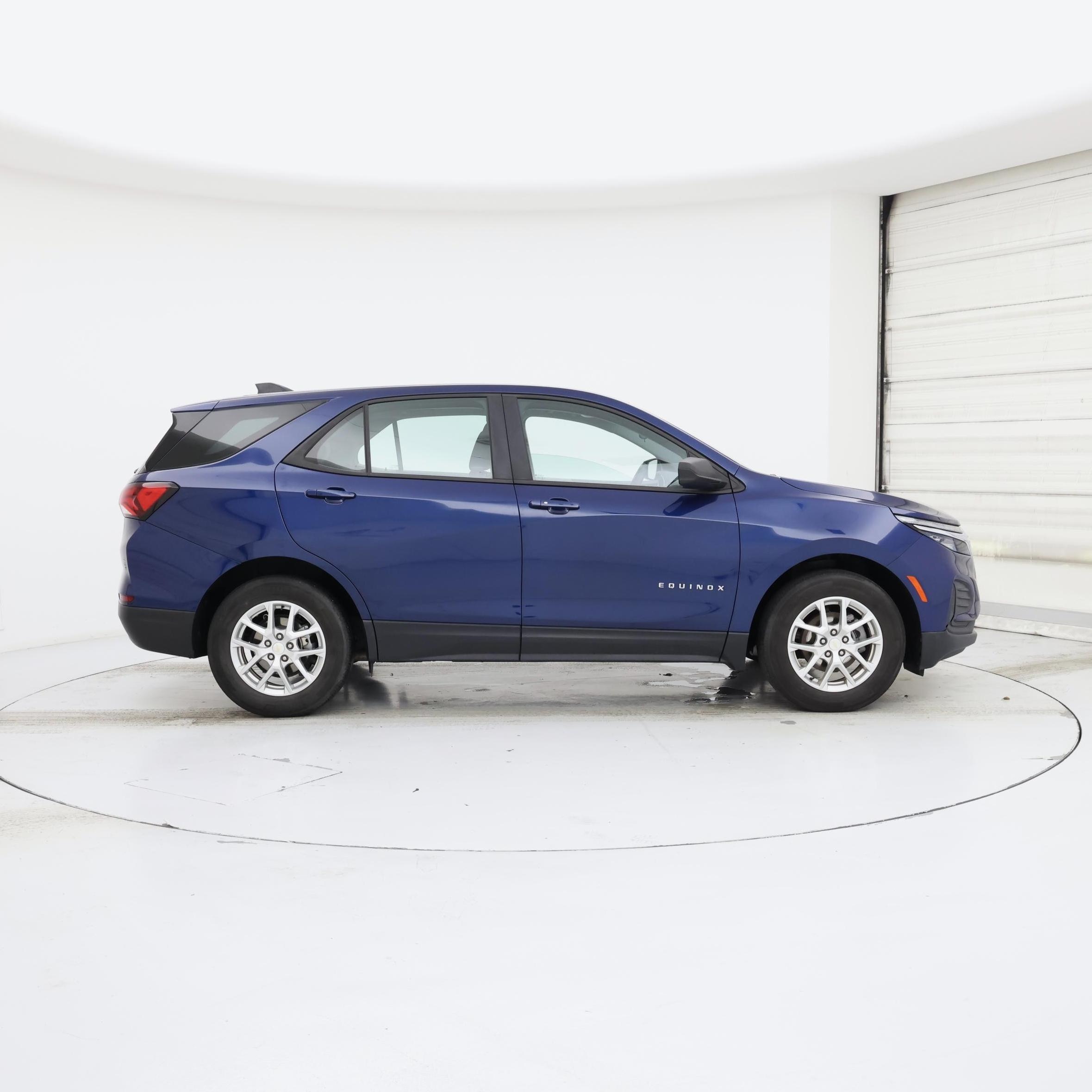Thumbnail: 2022 Chevrolet Equinox - 7