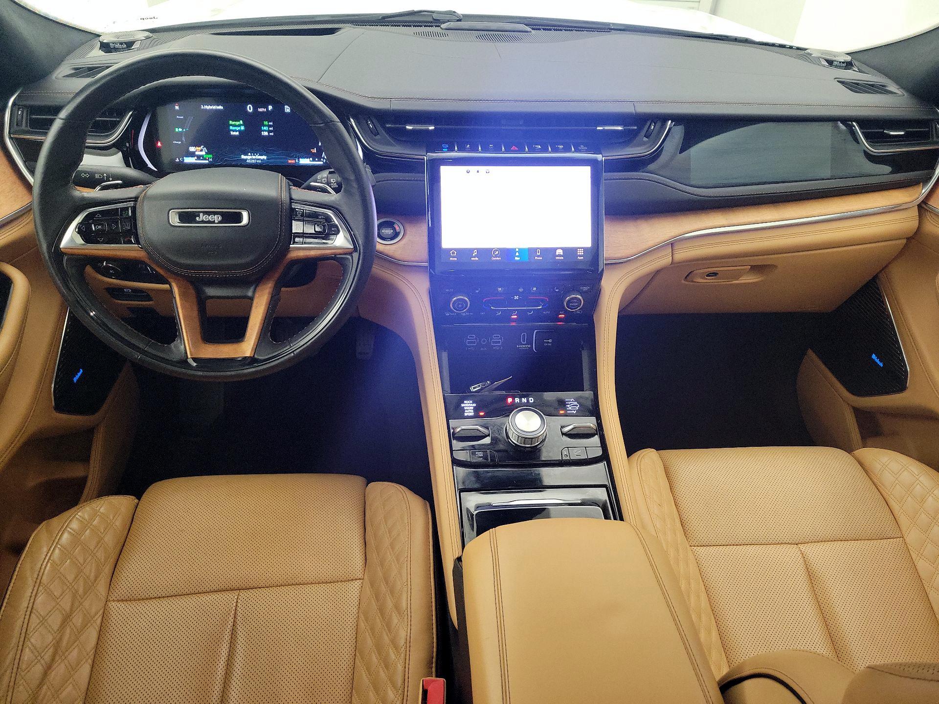Thumbnail: 2022 Jeep Grand Cherokee - 9