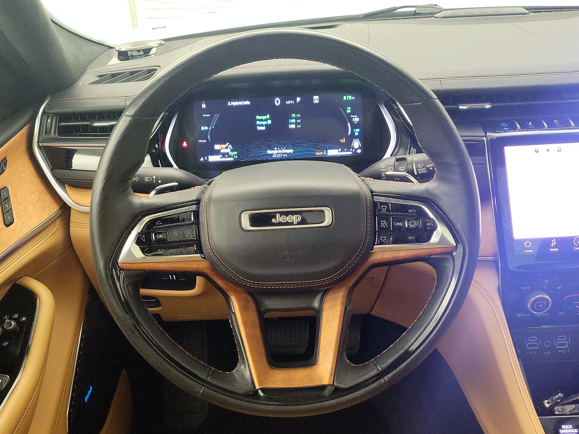 Thumbnail: 2022 Jeep Grand Cherokee - 10