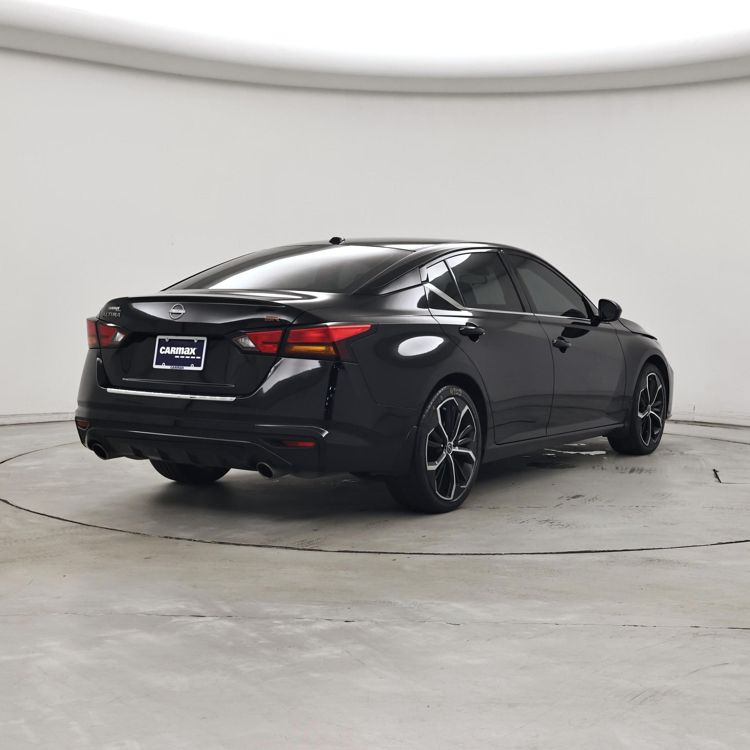 Thumbnail: 2023 Nissan Altima - 8