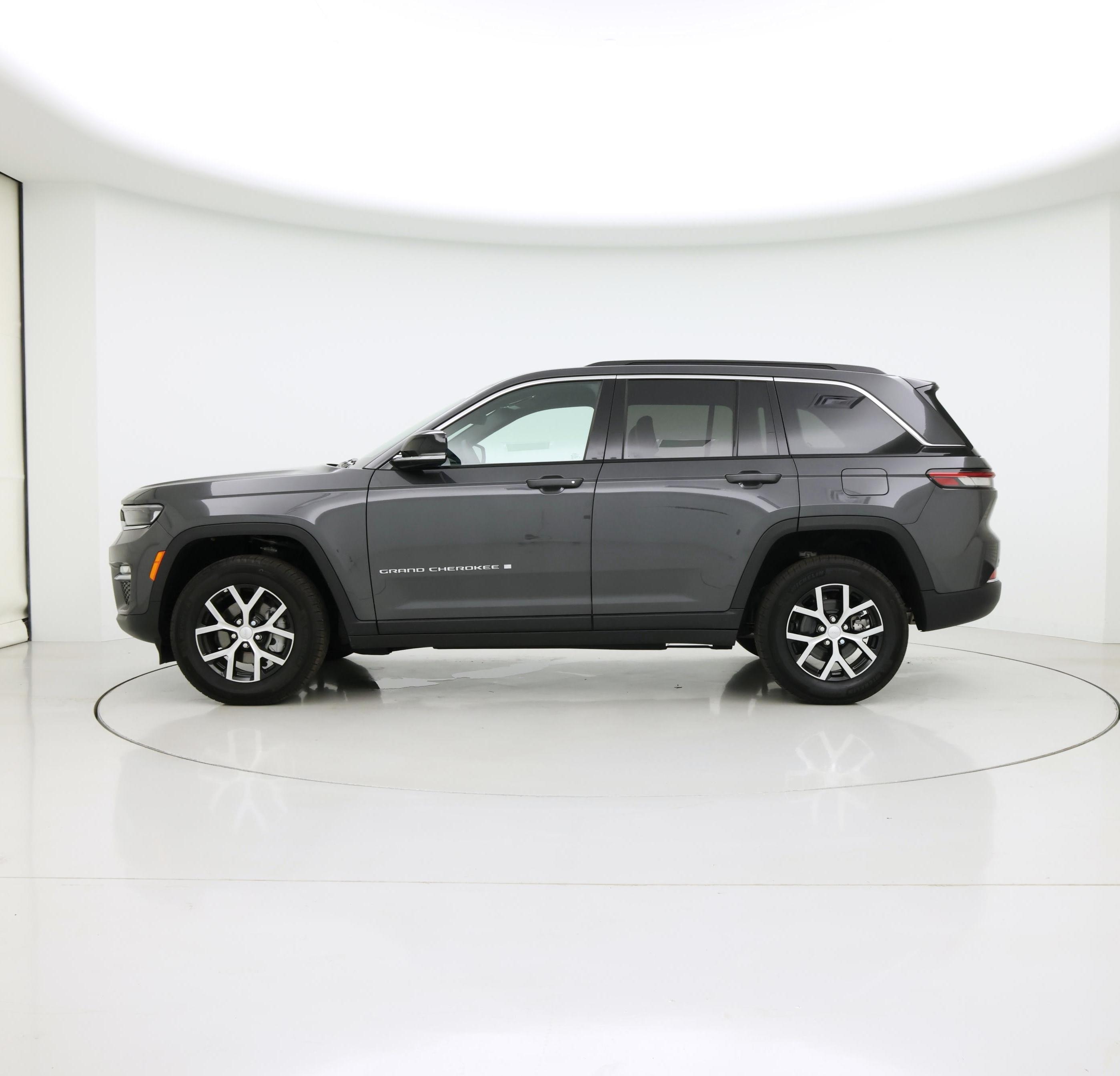Thumbnail: 2025 Jeep Grand Cherokee - 3