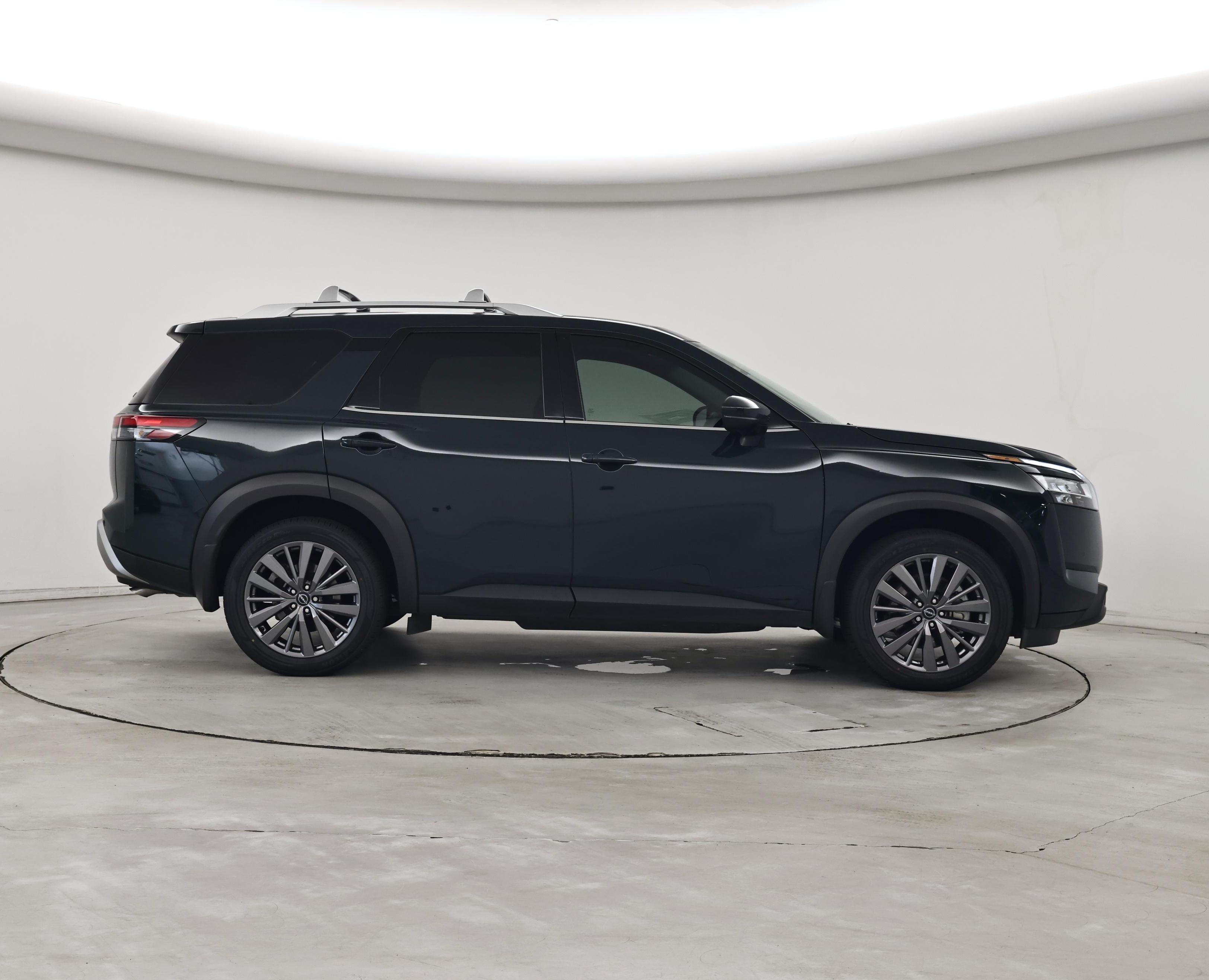 Thumbnail: 2024 Nissan Pathfinder - 7