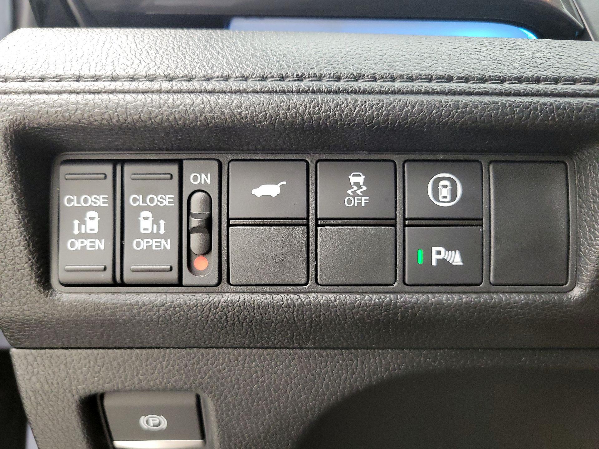 Thumbnail: 2024 Honda Odyssey - 13