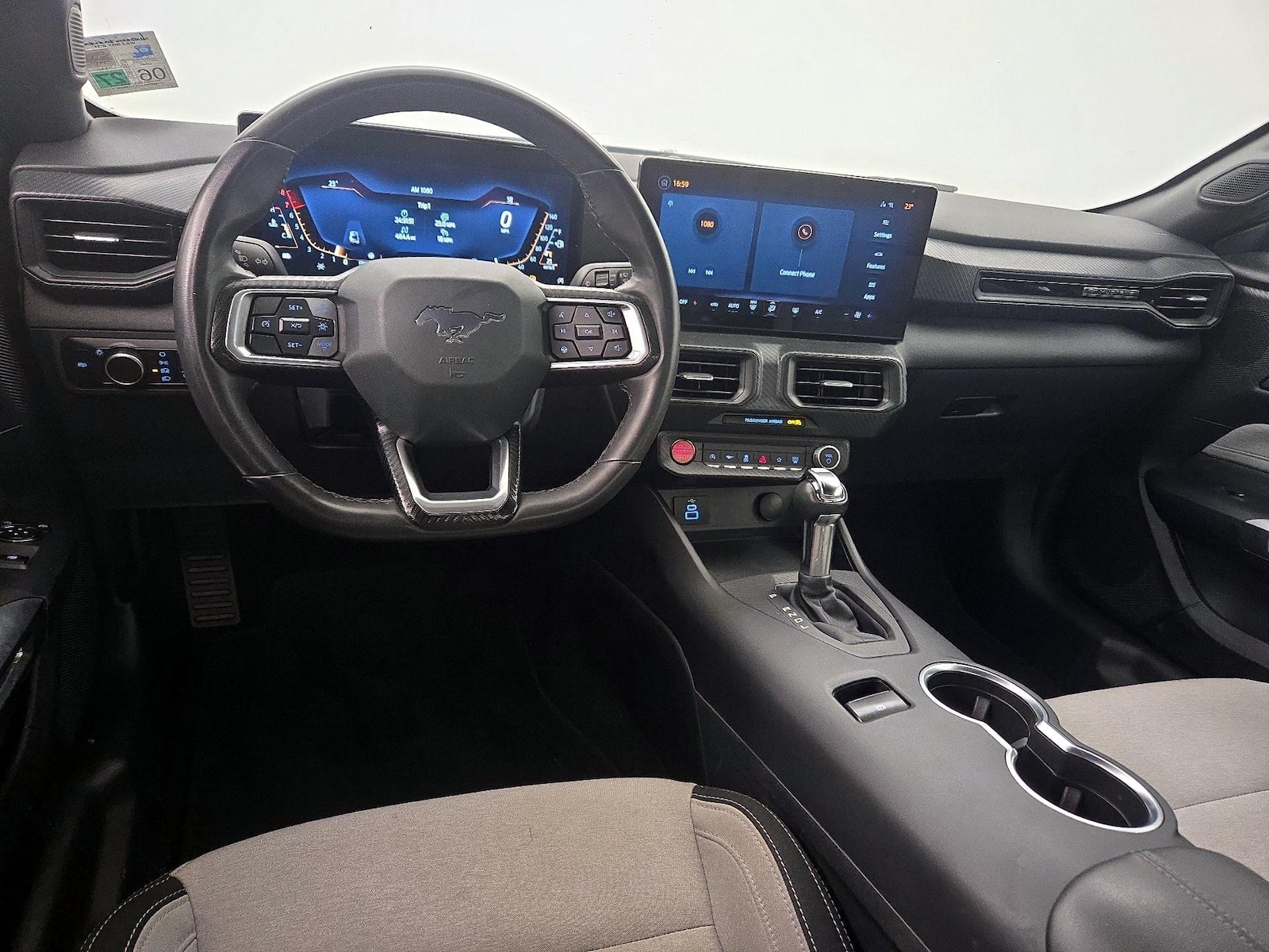 2024 Ford Mustang EcoBoost - Photo 10
