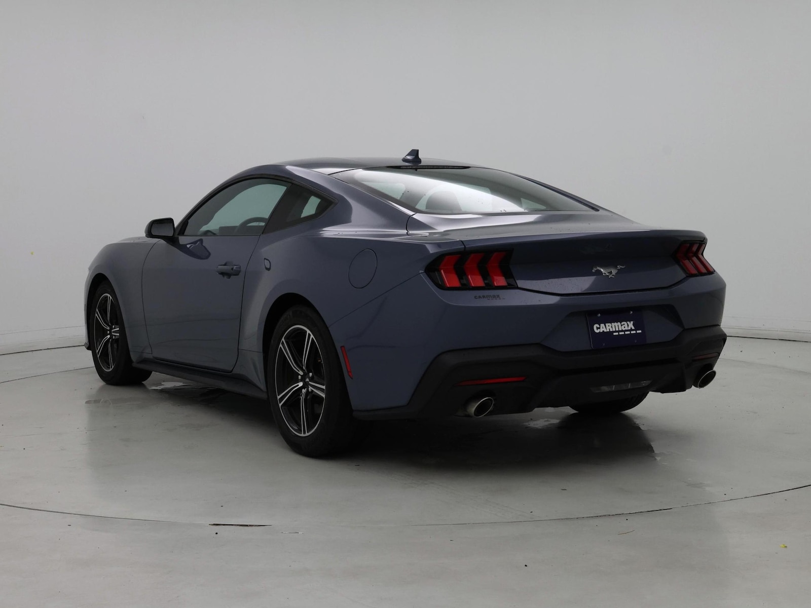 2024 Ford Mustang EcoBoost - Photo 3