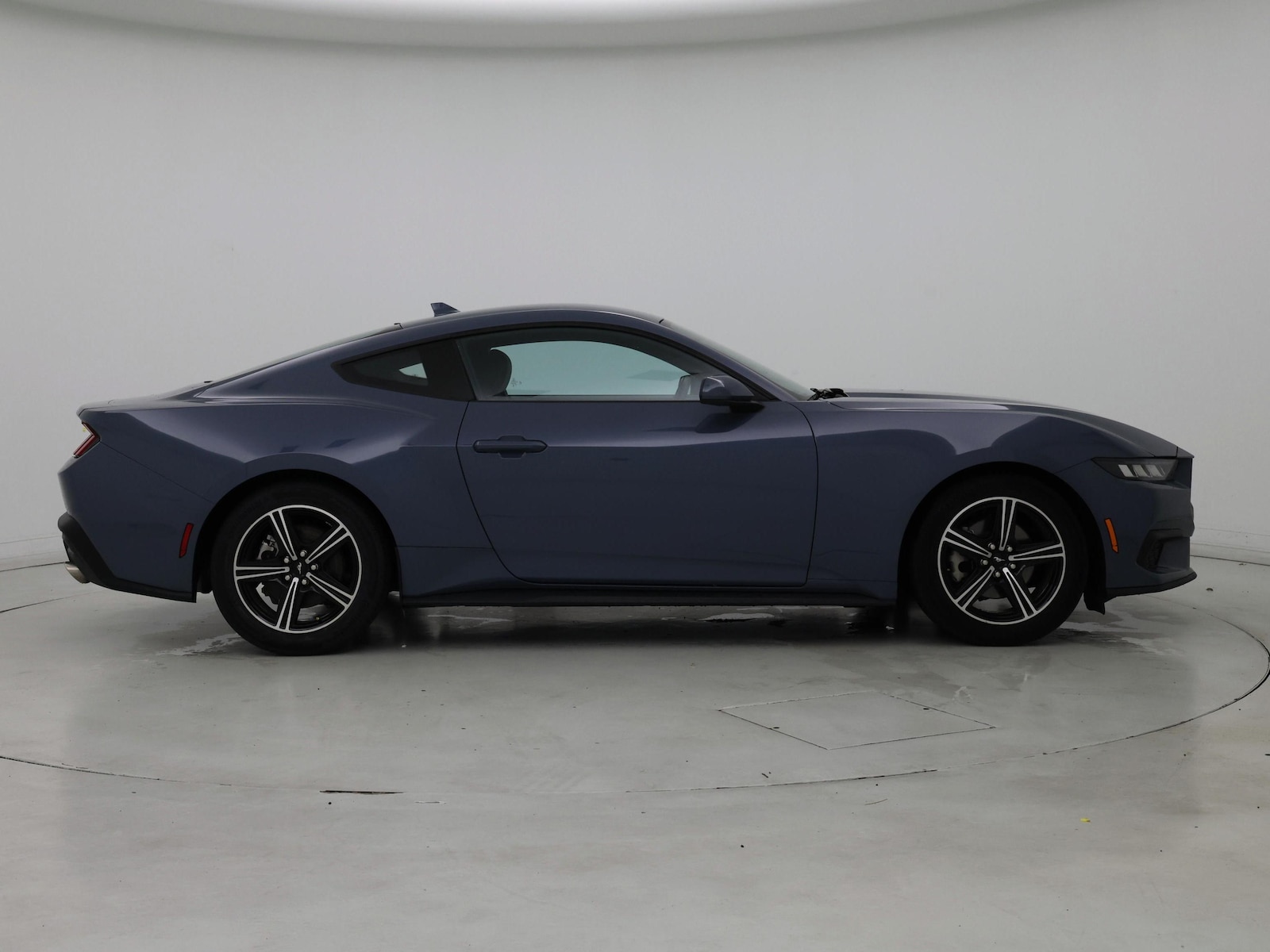 2024 Ford Mustang EcoBoost - Photo 8