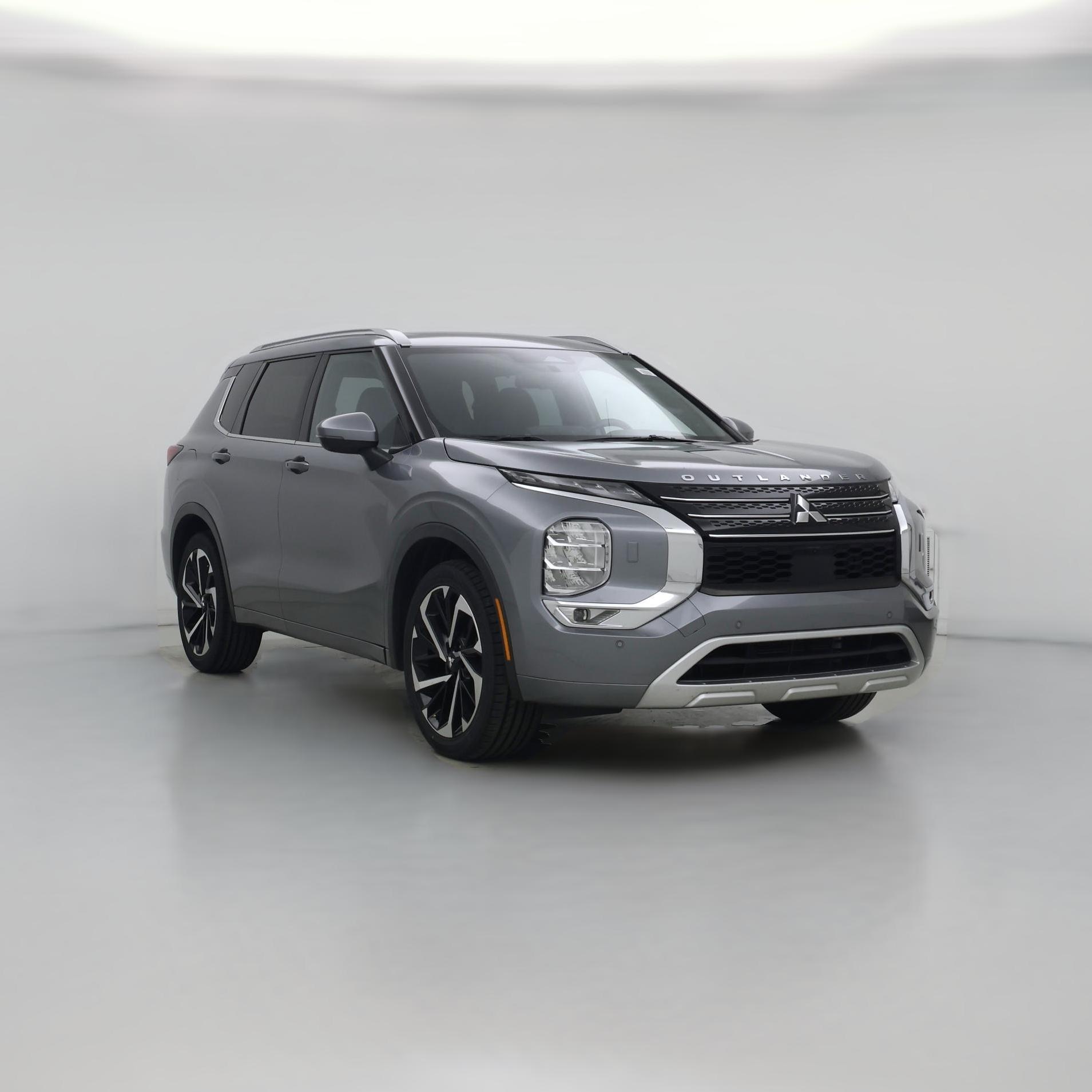 Thumbnail: 2022 Mitsubishi Outlander - 1