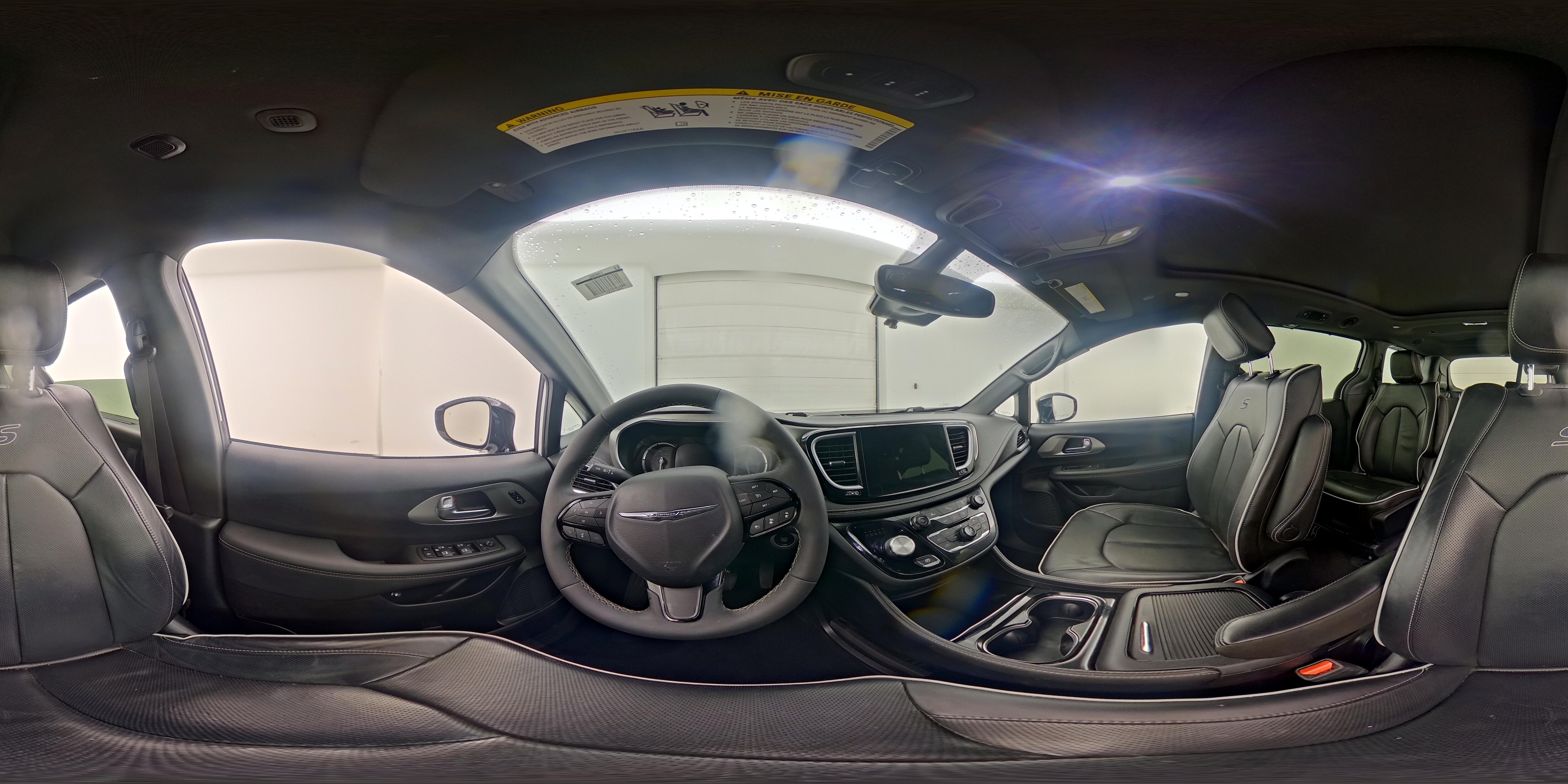 2023 Chrysler Pacifica Hybrid Limited - Photo 30