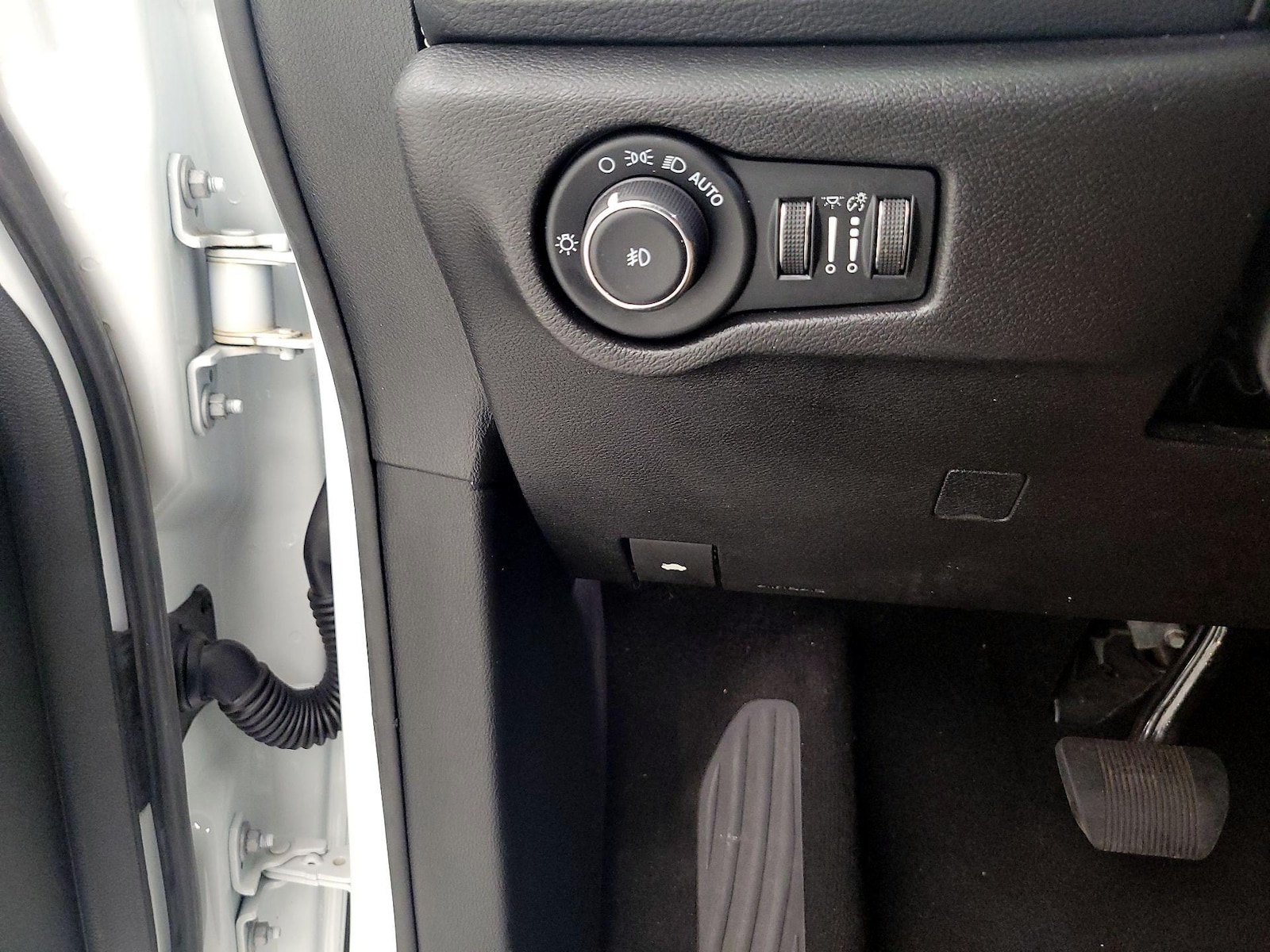 2023 Chrysler Pacifica Hybrid Limited - Photo 14