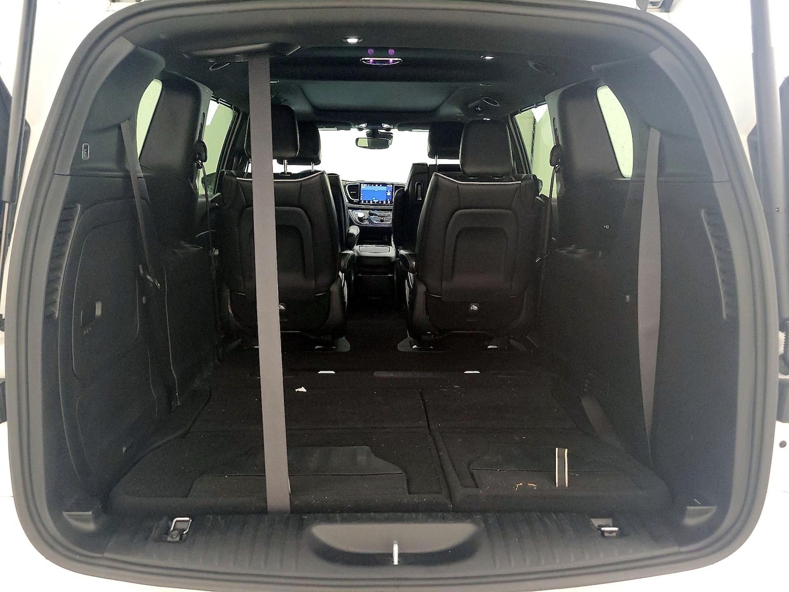 2023 Chrysler Pacifica Hybrid Limited - Photo 25