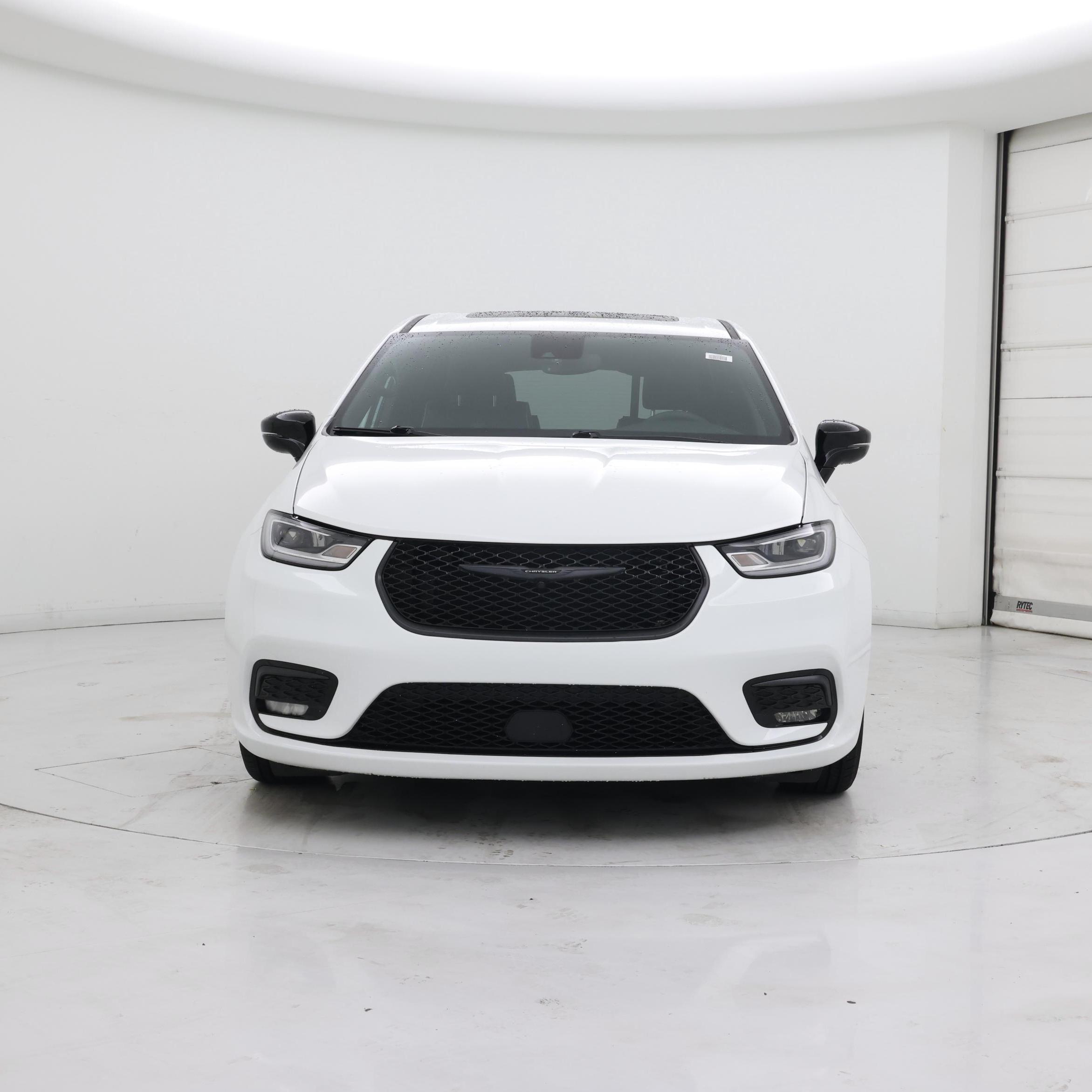 Thumbnail: 2023 Chrysler Pacifica - 5