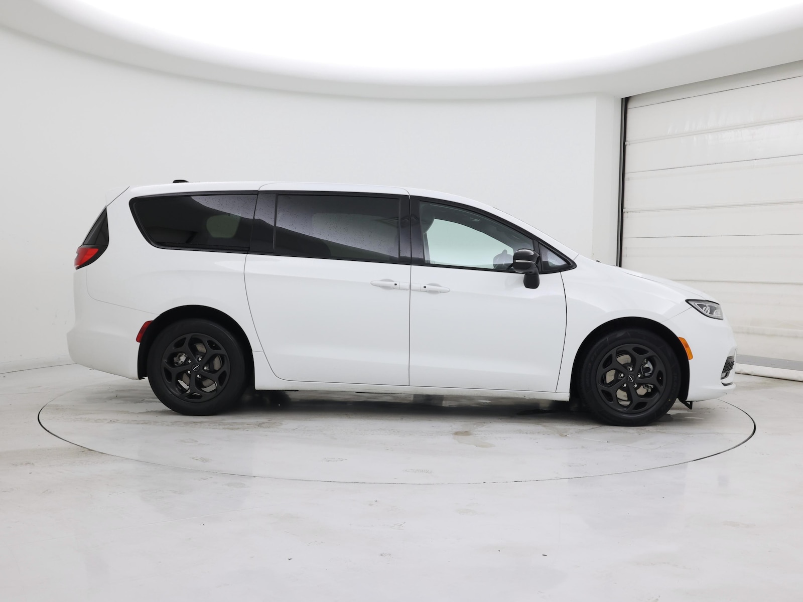 2023 Chrysler Pacifica Hybrid Limited - Photo 8