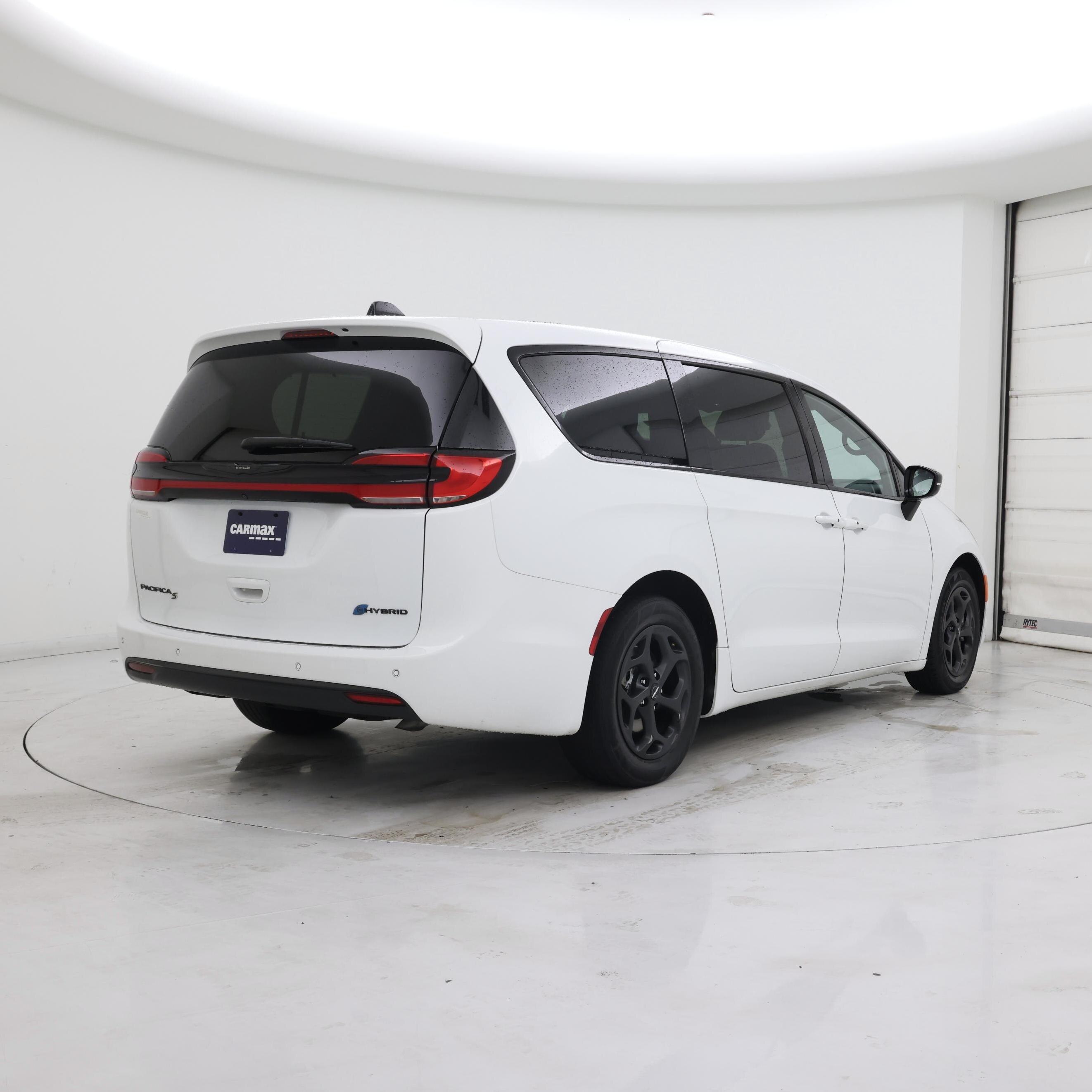 Thumbnail: 2023 Chrysler Pacifica - 8