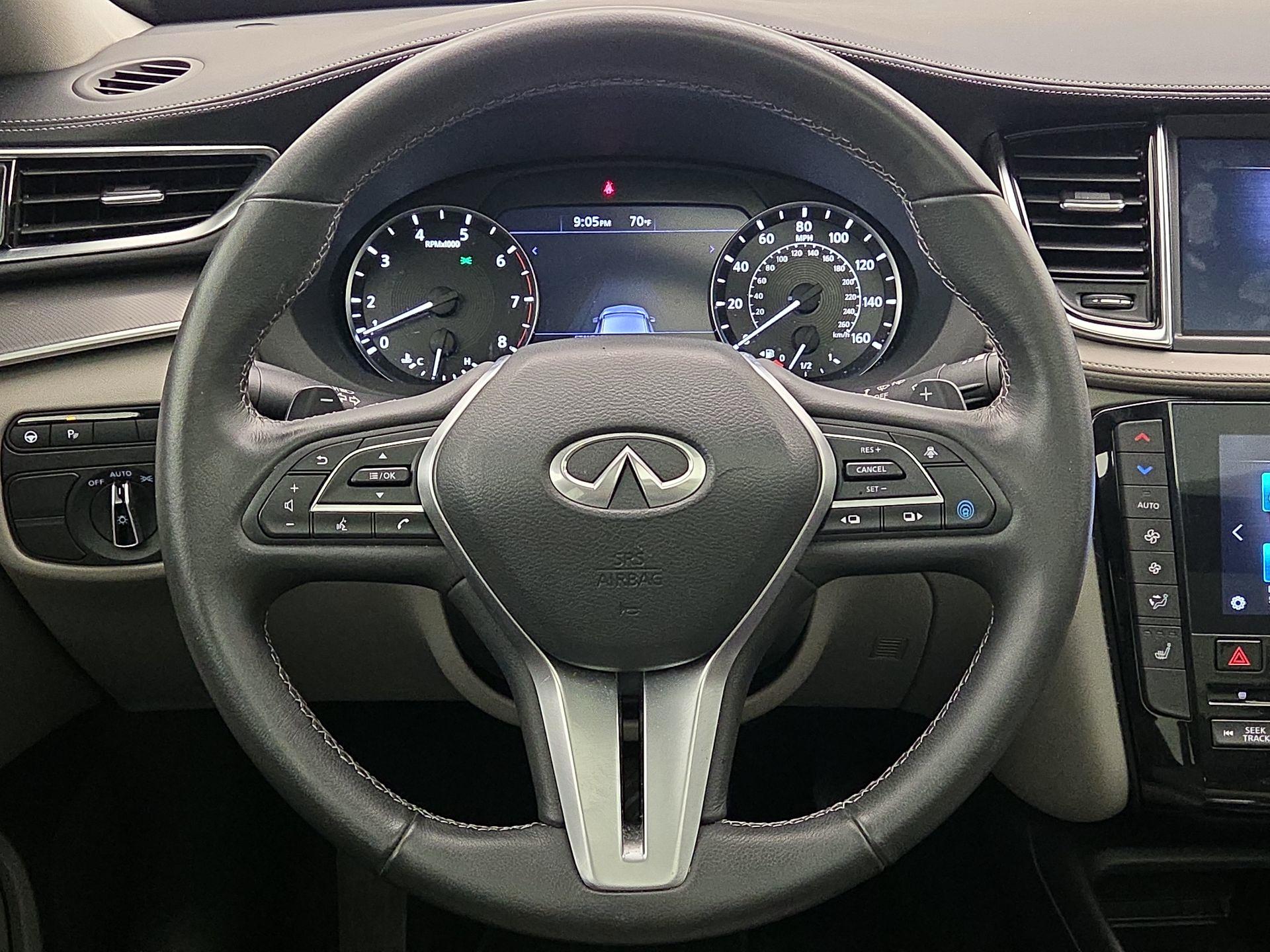 Thumbnail: 2023 INFINITI QX50 - 10