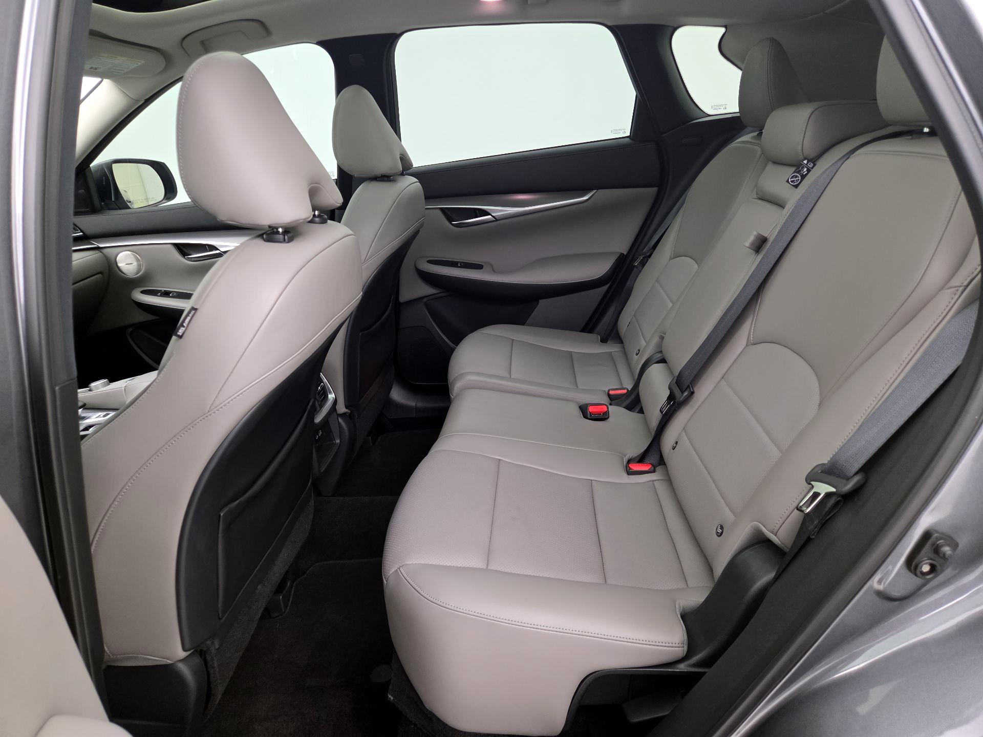 Thumbnail: 2023 INFINITI QX50 - 20