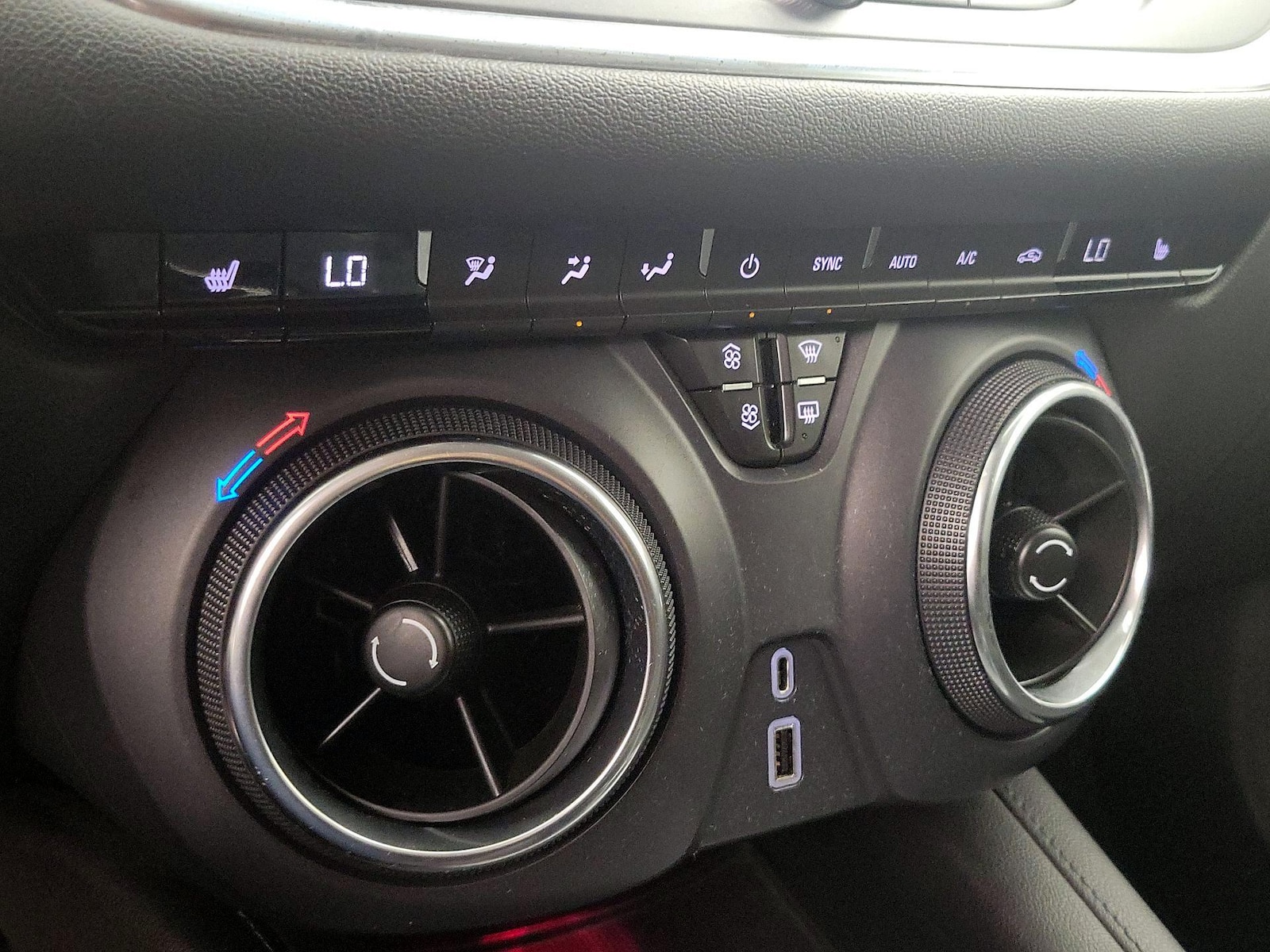 2021 Chevrolet Blazer 2LT - Photo 17