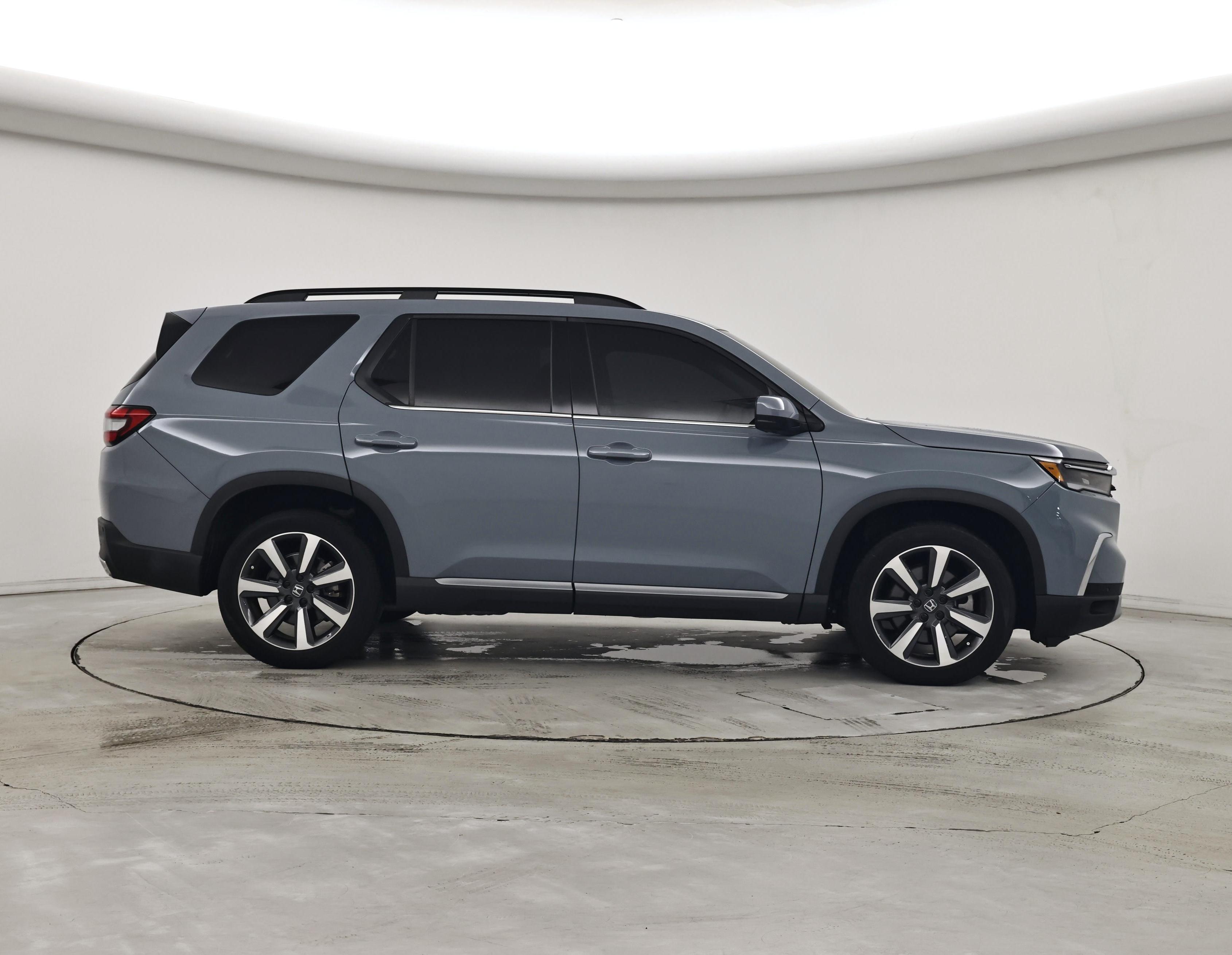 Thumbnail: 2023 Honda Pilot - 7