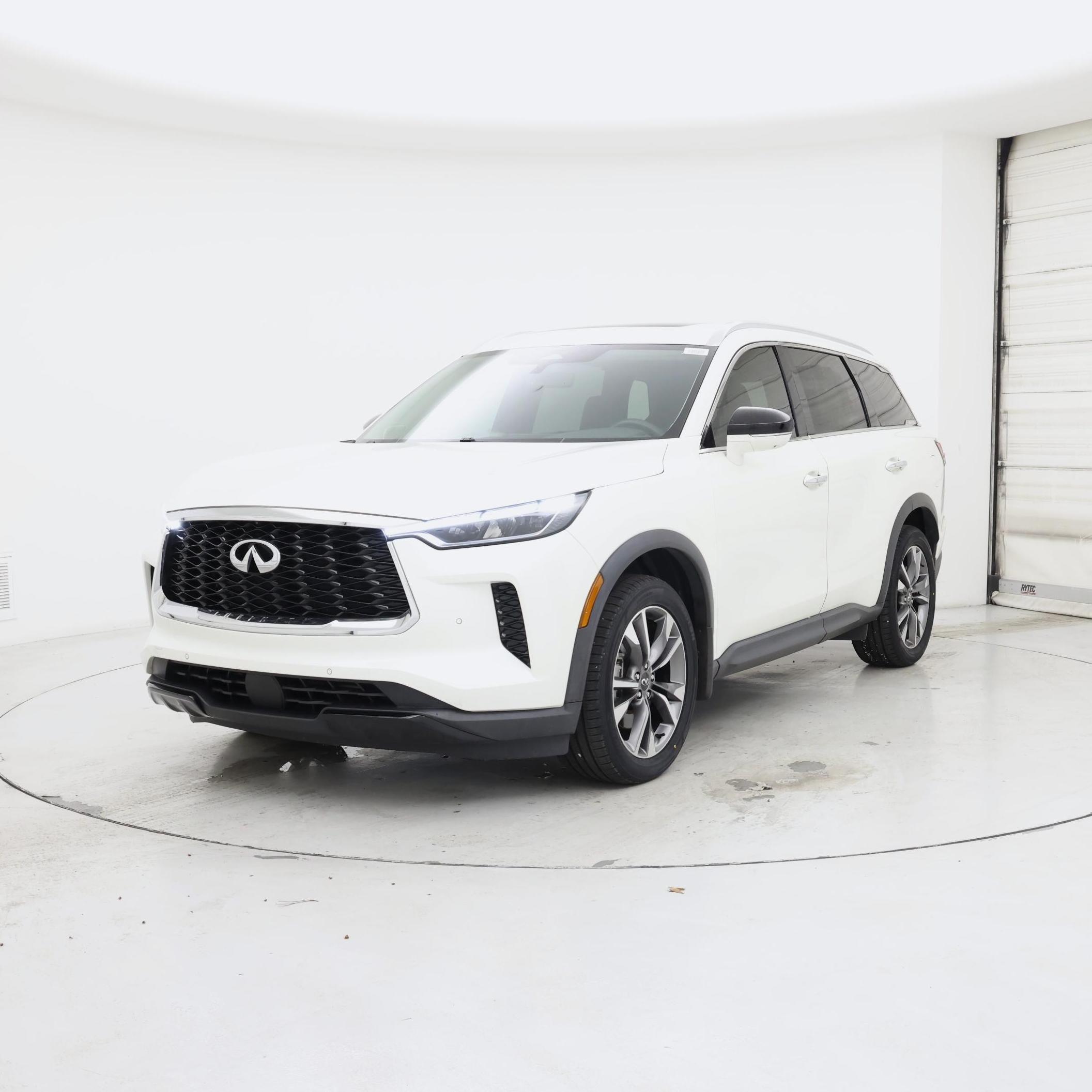 Thumbnail: 2023 INFINITI QX60 - 4