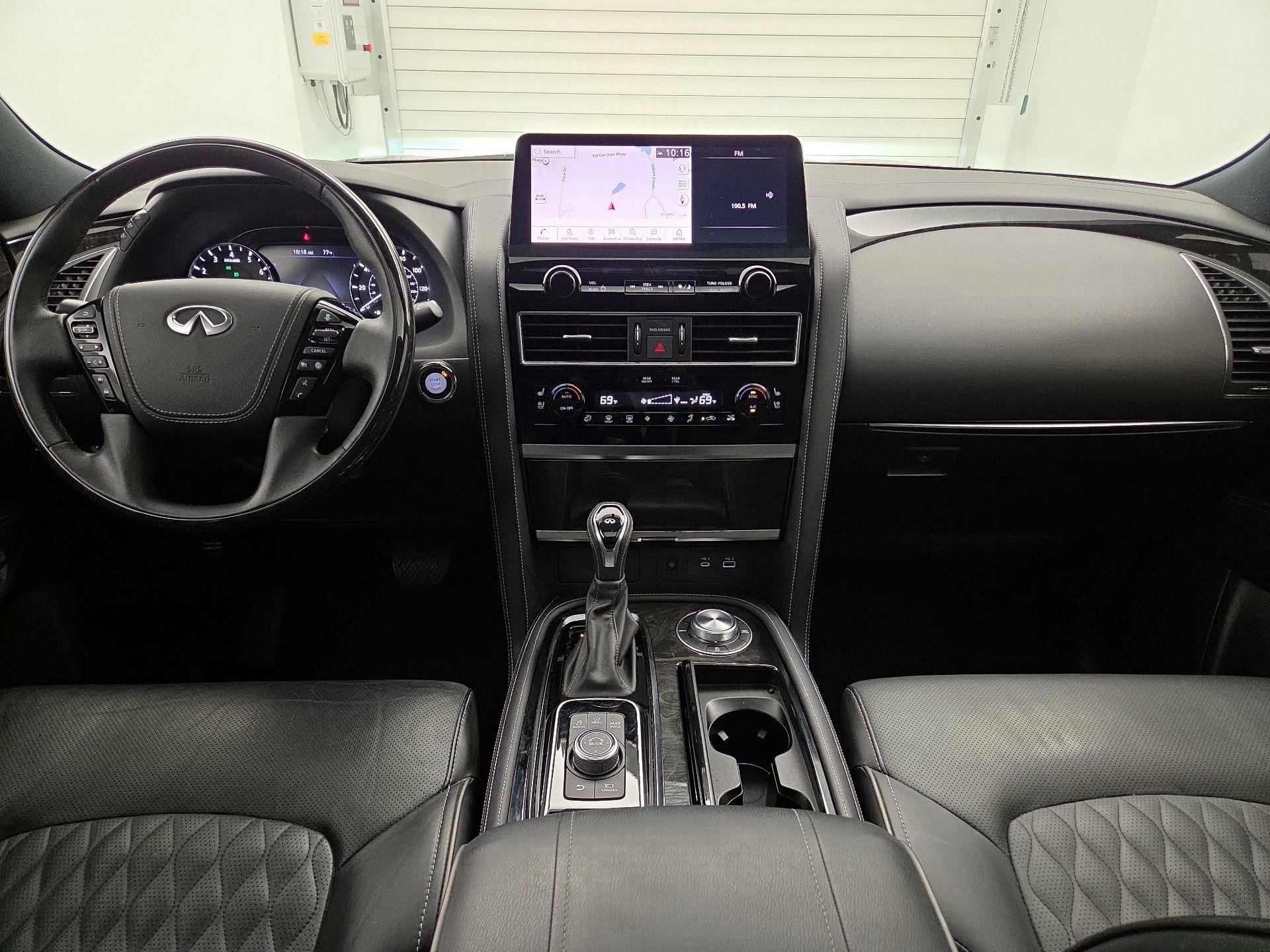 Thumbnail: 2023 INFINITI QX80 - 9