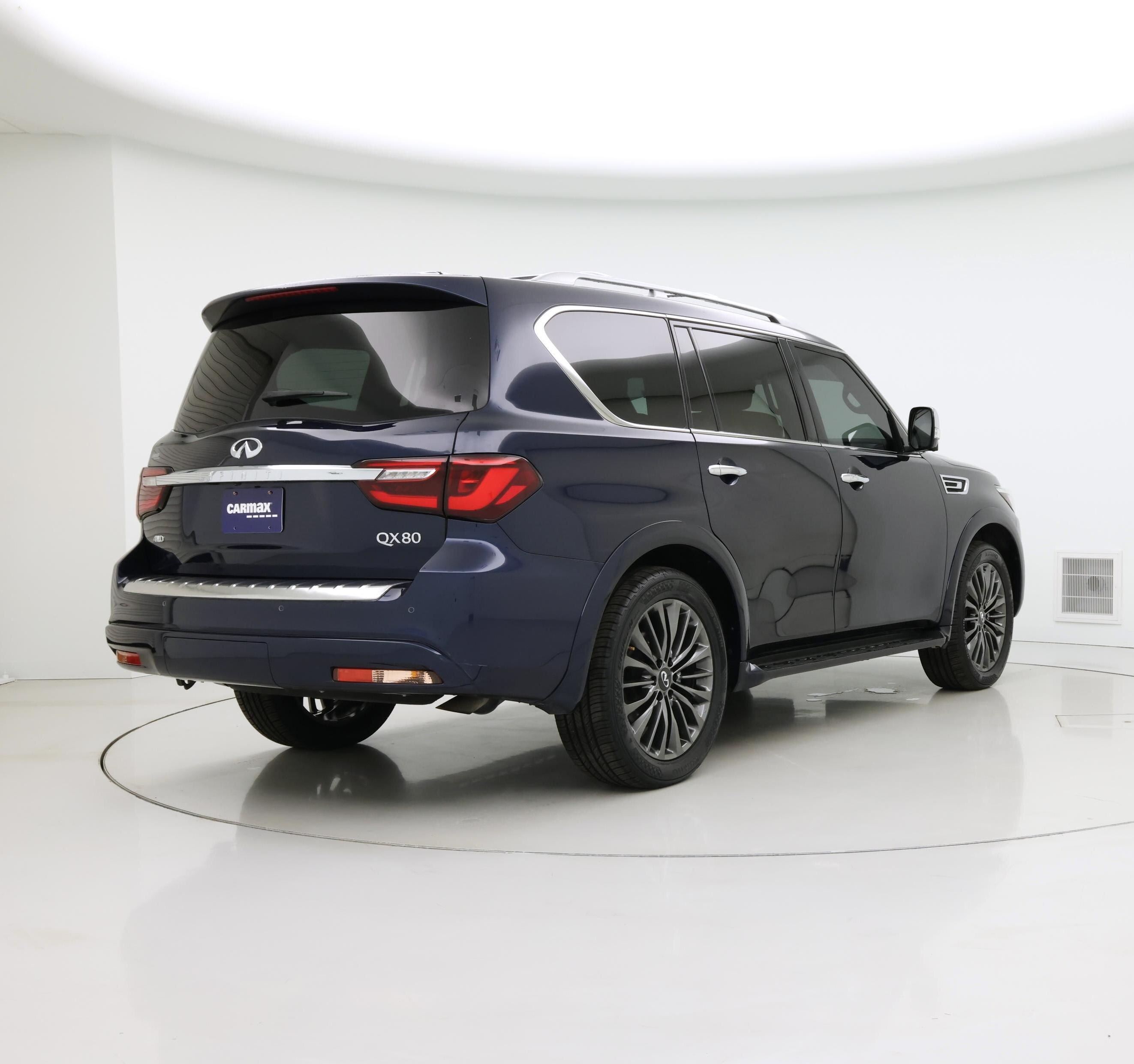 Thumbnail: 2023 INFINITI QX80 - 8