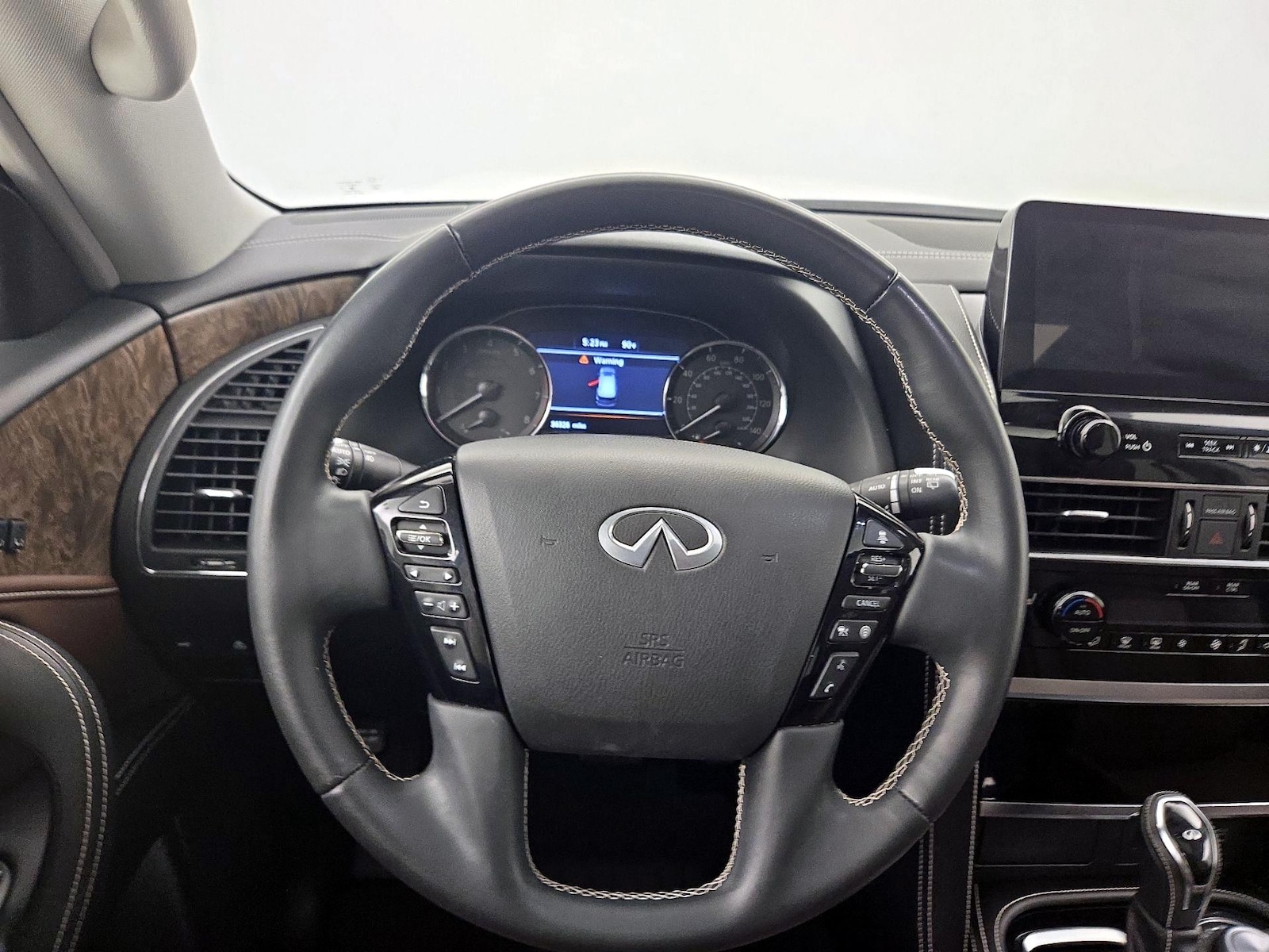 2023 INFINITI QX80 PREMIUM SELECT 4WD - Photo 11