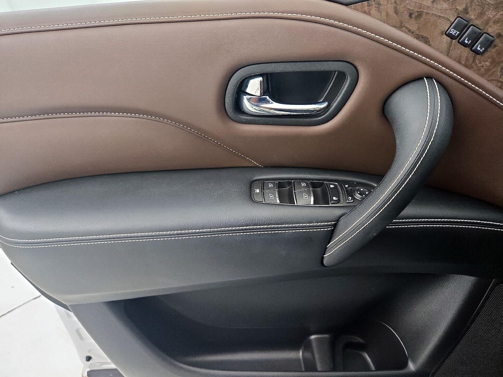2023 INFINITI QX80 PREMIUM SELECT 4WD - Photo 13