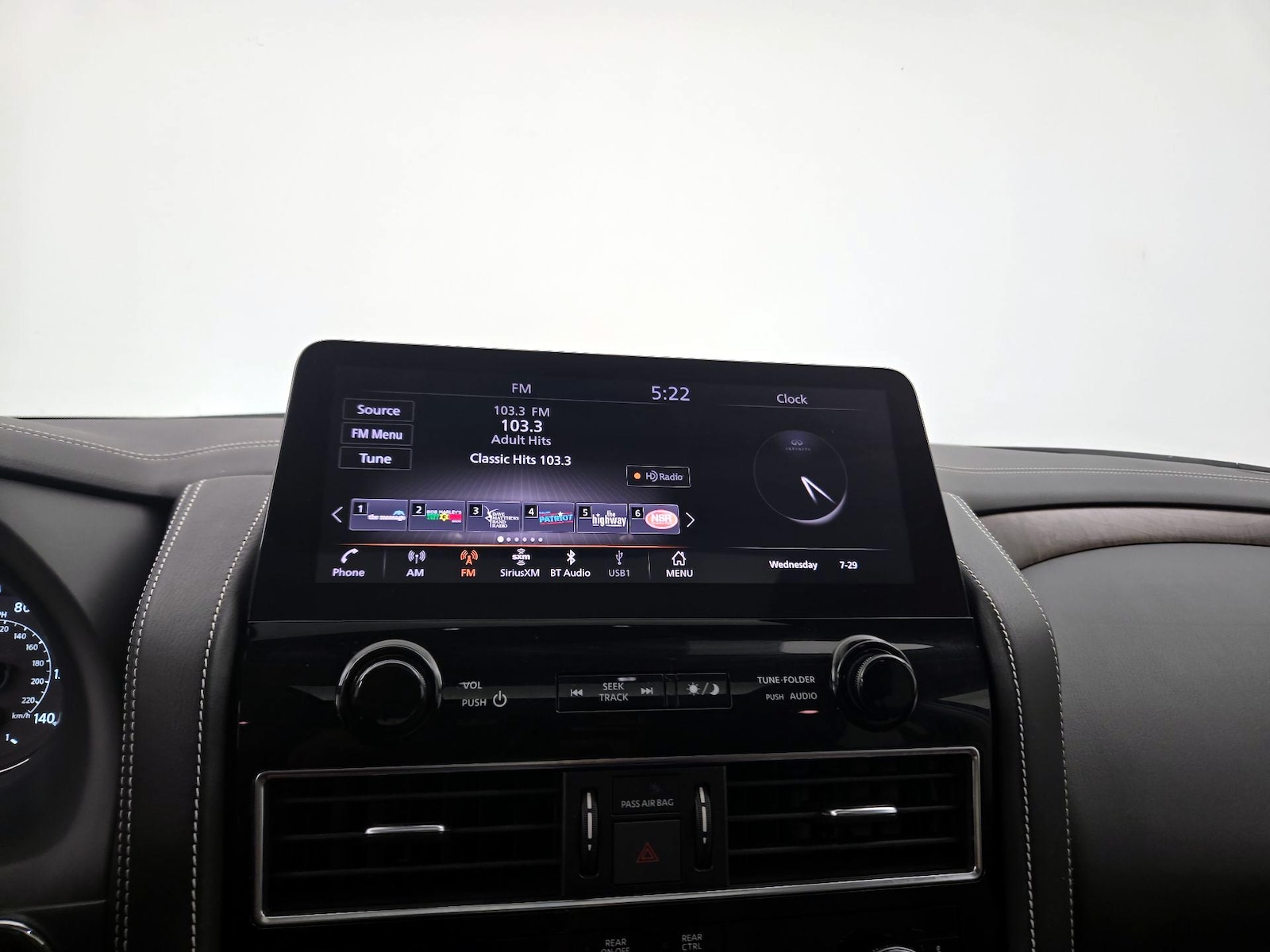 2023 INFINITI QX80 PREMIUM SELECT 4WD - Photo 17