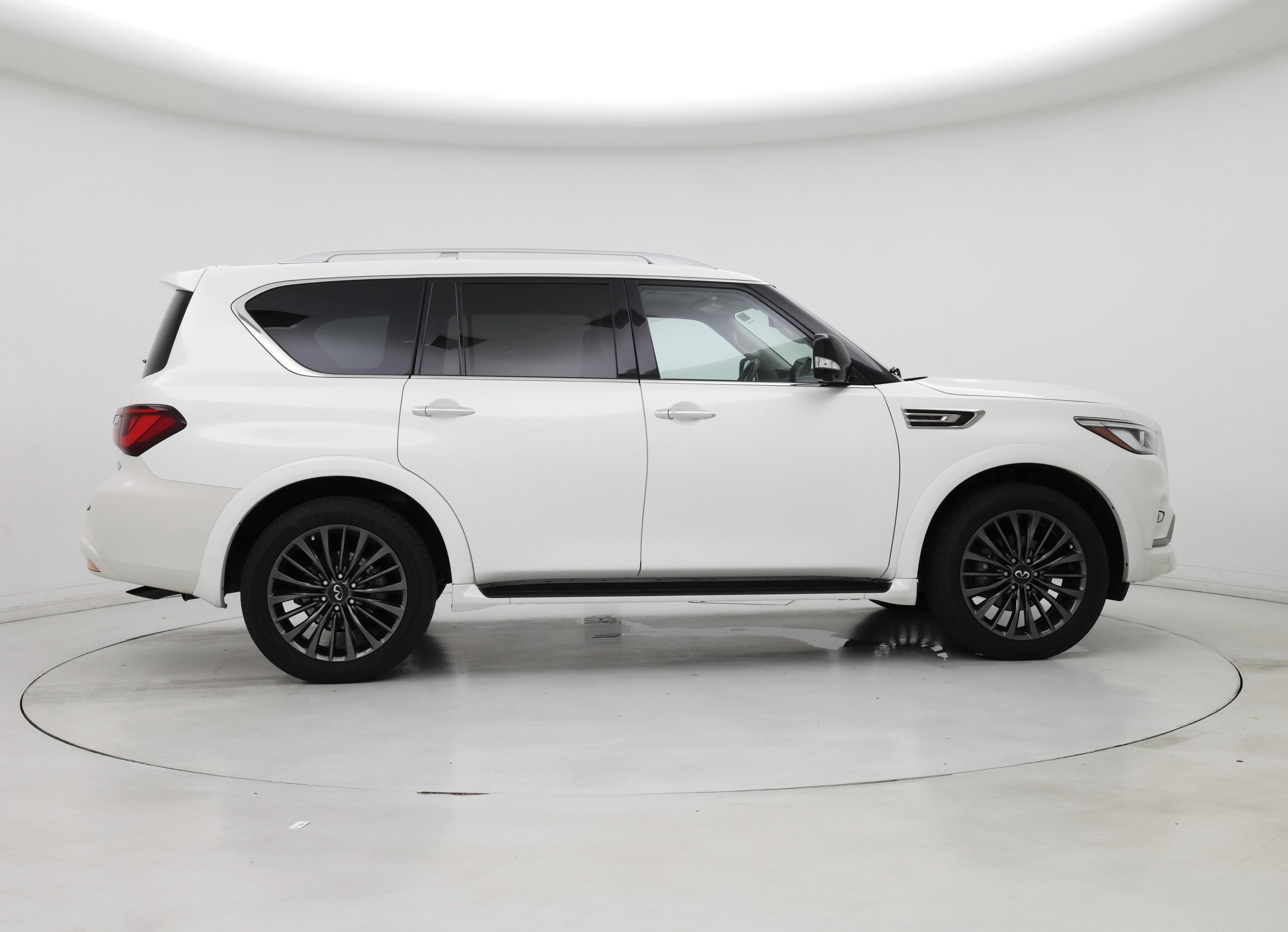 Thumbnail: 2023 INFINITI QX80 - 7