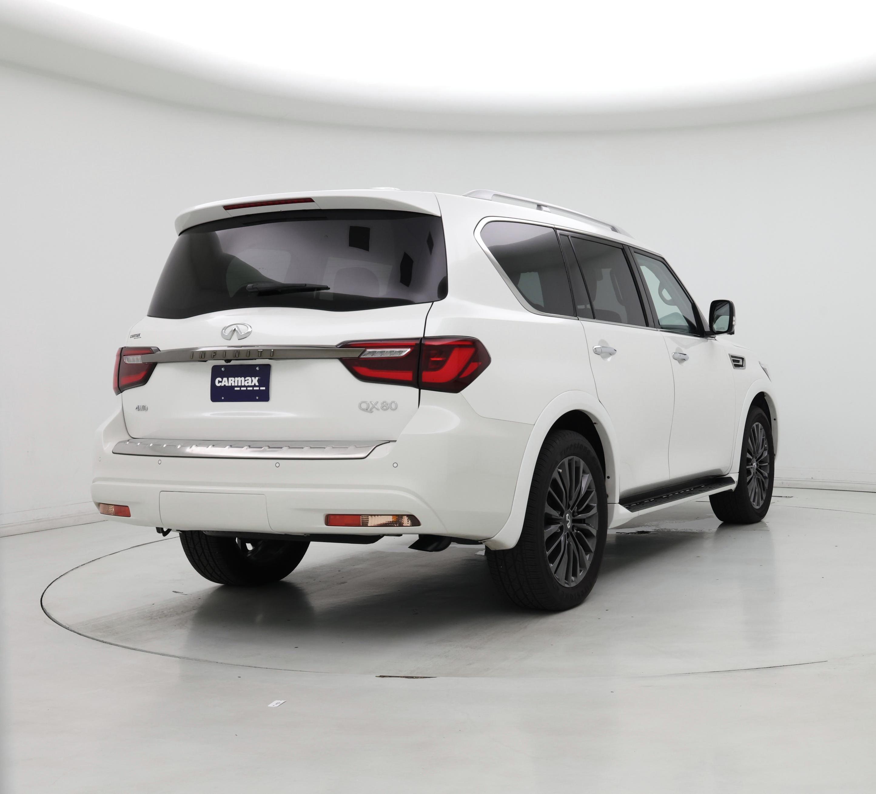 Thumbnail: 2023 INFINITI QX80 - 8