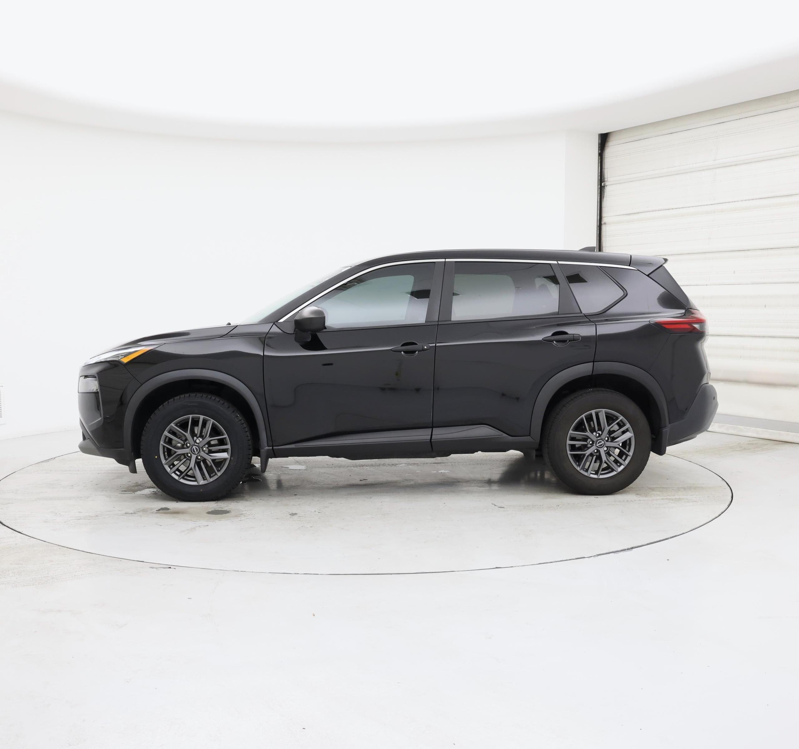 Thumbnail: 2023 Nissan Rogue - 3