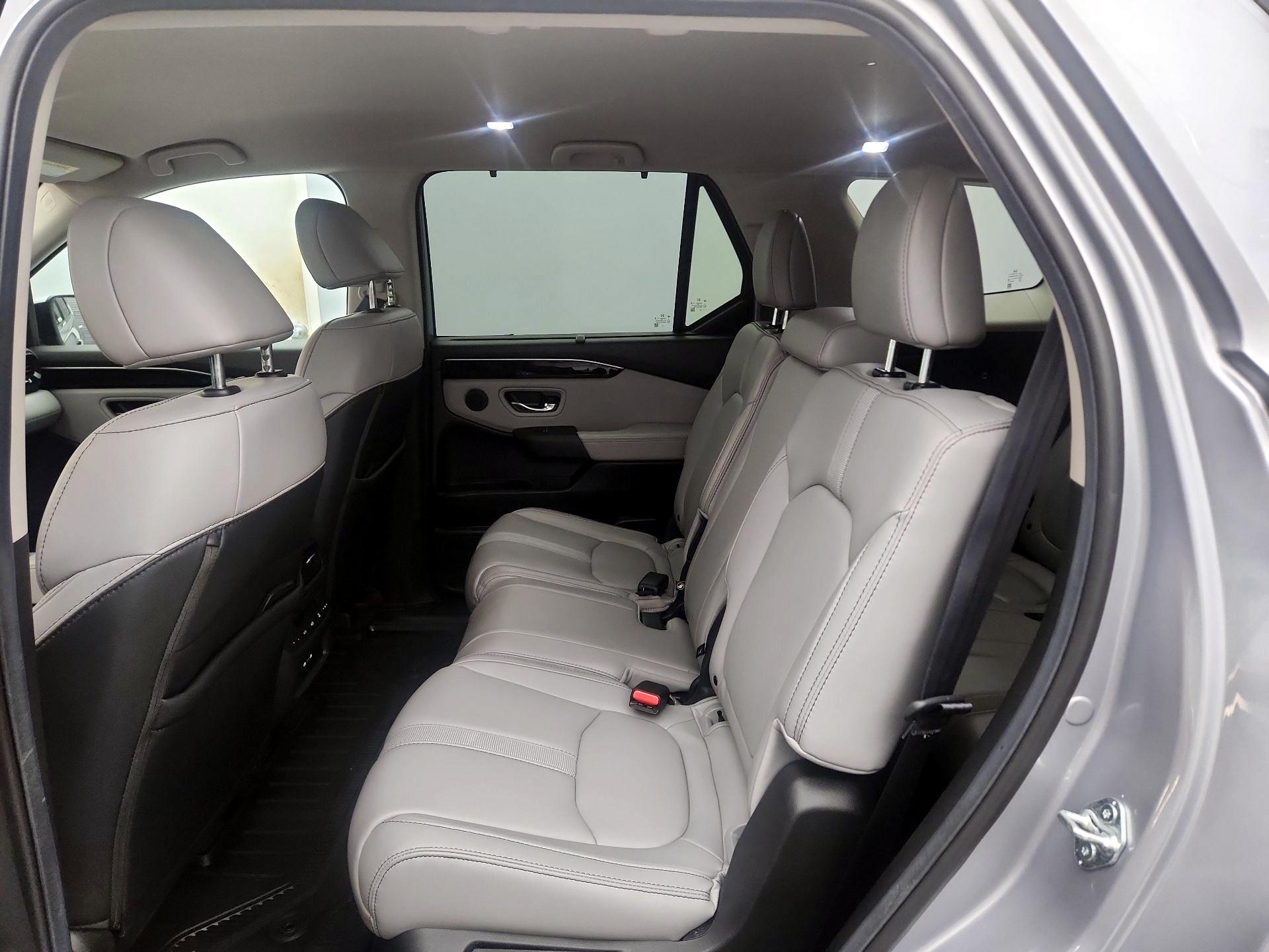 Thumbnail: 2025 Honda Pilot - 19