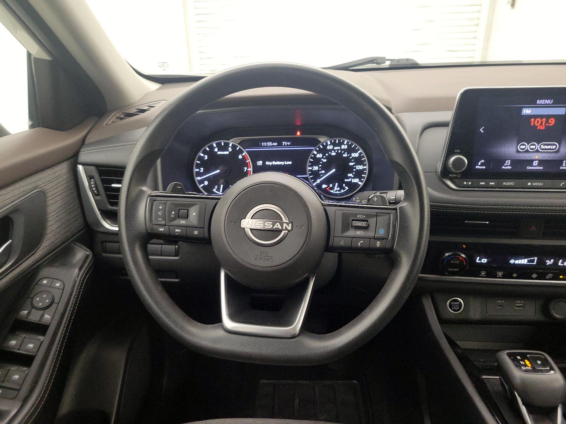 Thumbnail: 2023 Nissan Rogue - 10