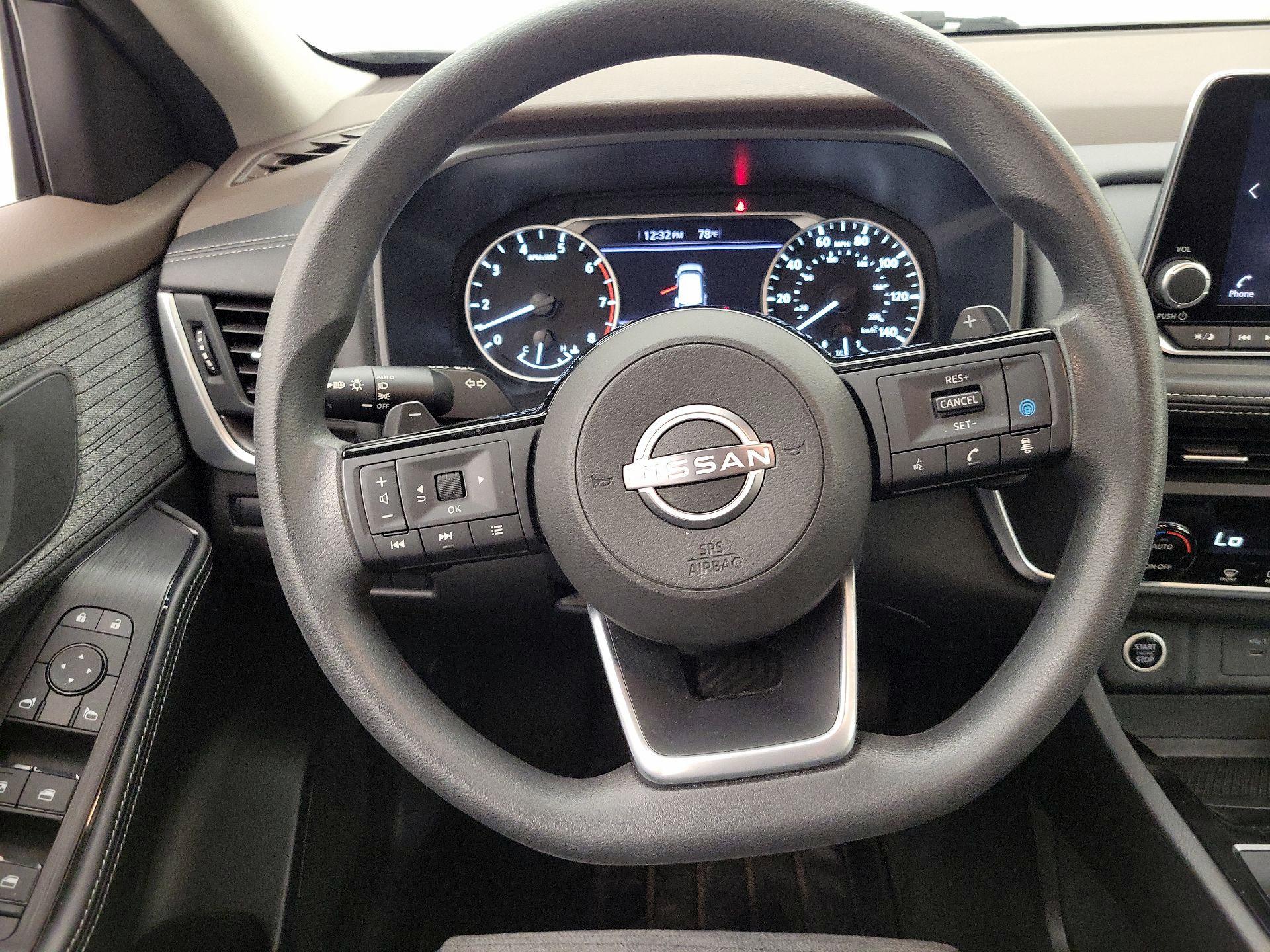 Thumbnail: 2023 Nissan Rogue - 10