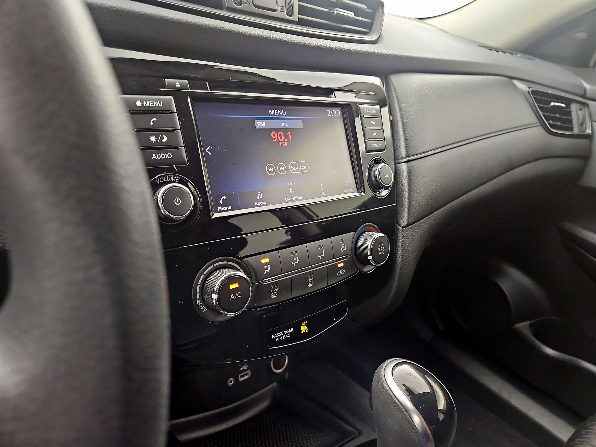 Thumbnail: 2020 Nissan Rogue - 15