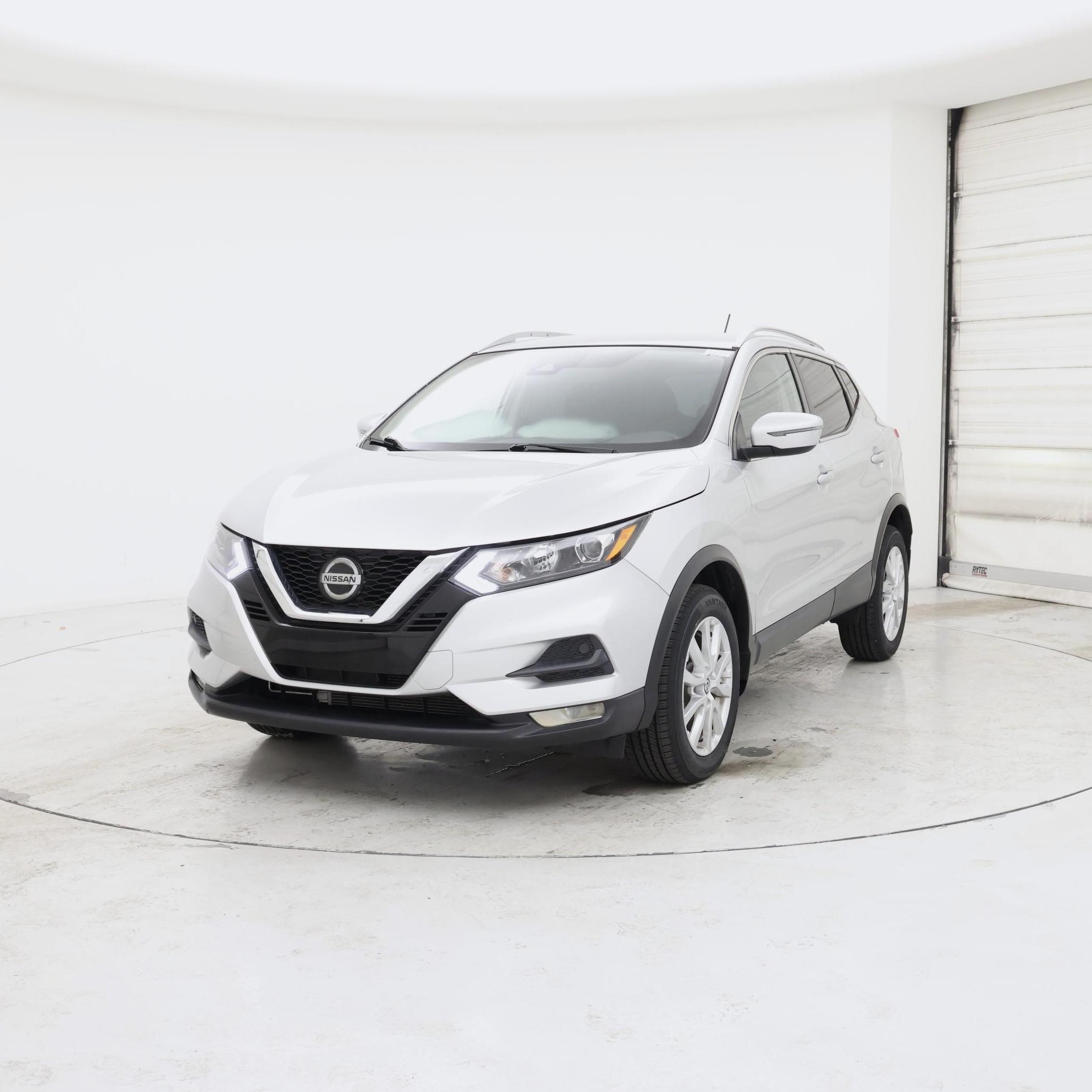 Thumbnail: 2021 Nissan Rogue Sport - 4